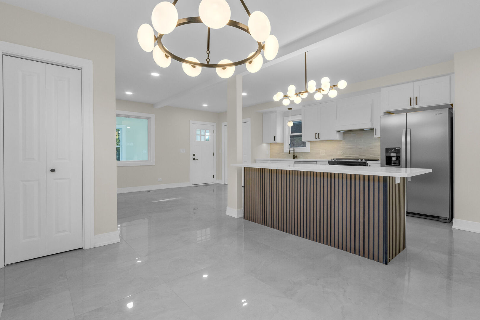 11247 S Central Park Avenue, Chicago, IL 60655