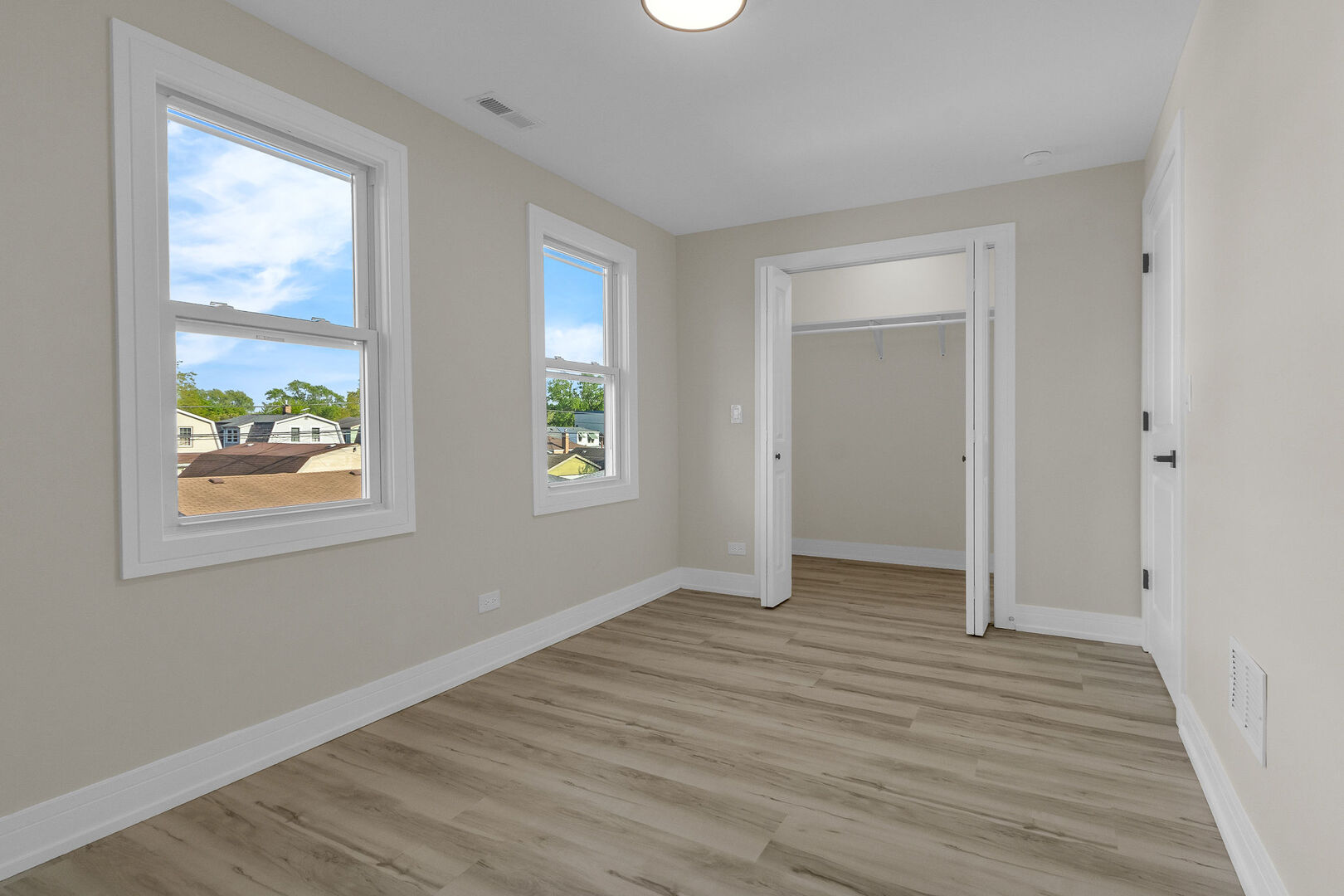 11247 S Central Park Avenue, Chicago, IL 60655