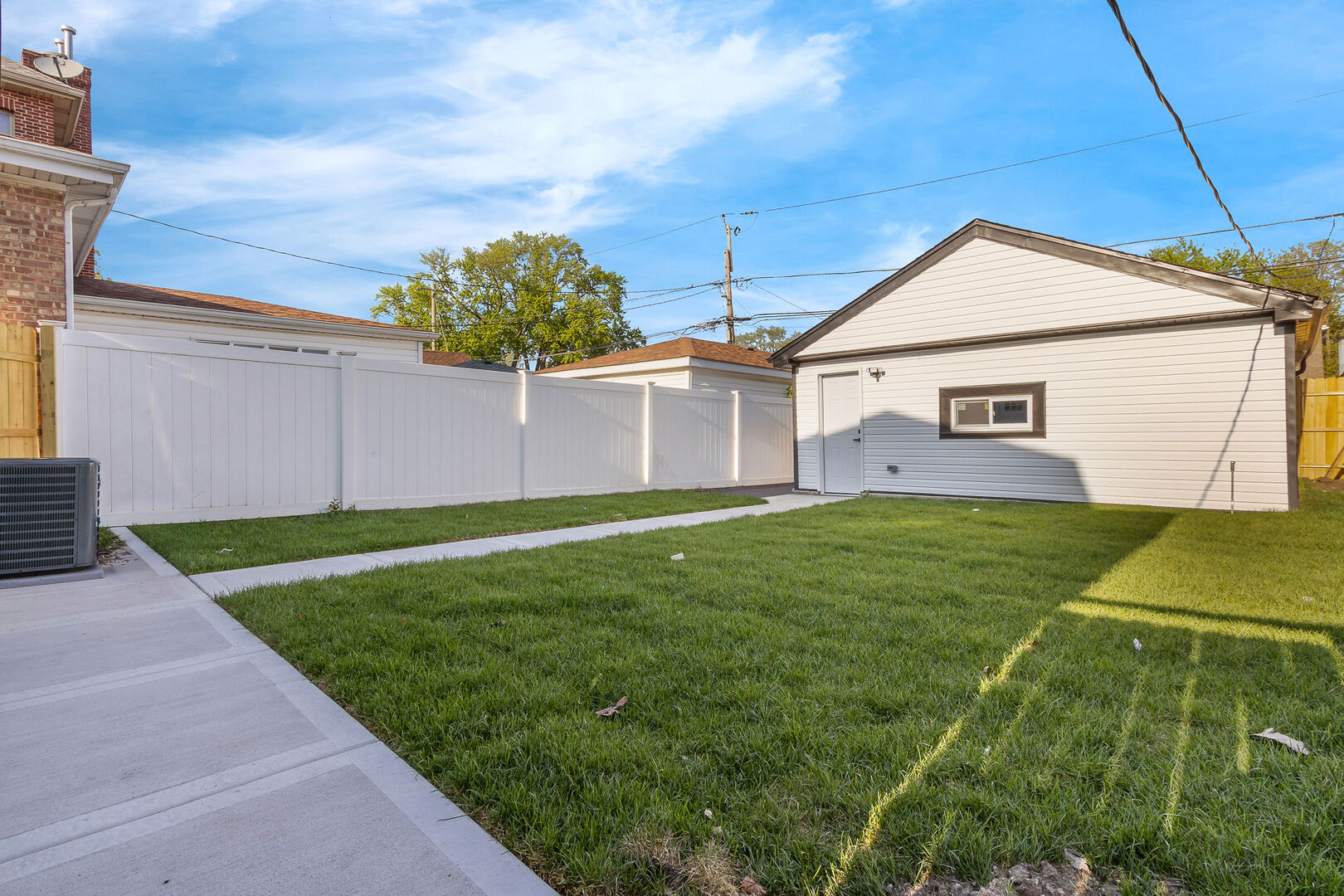 11247 S Central Park Avenue, Chicago, IL 60655