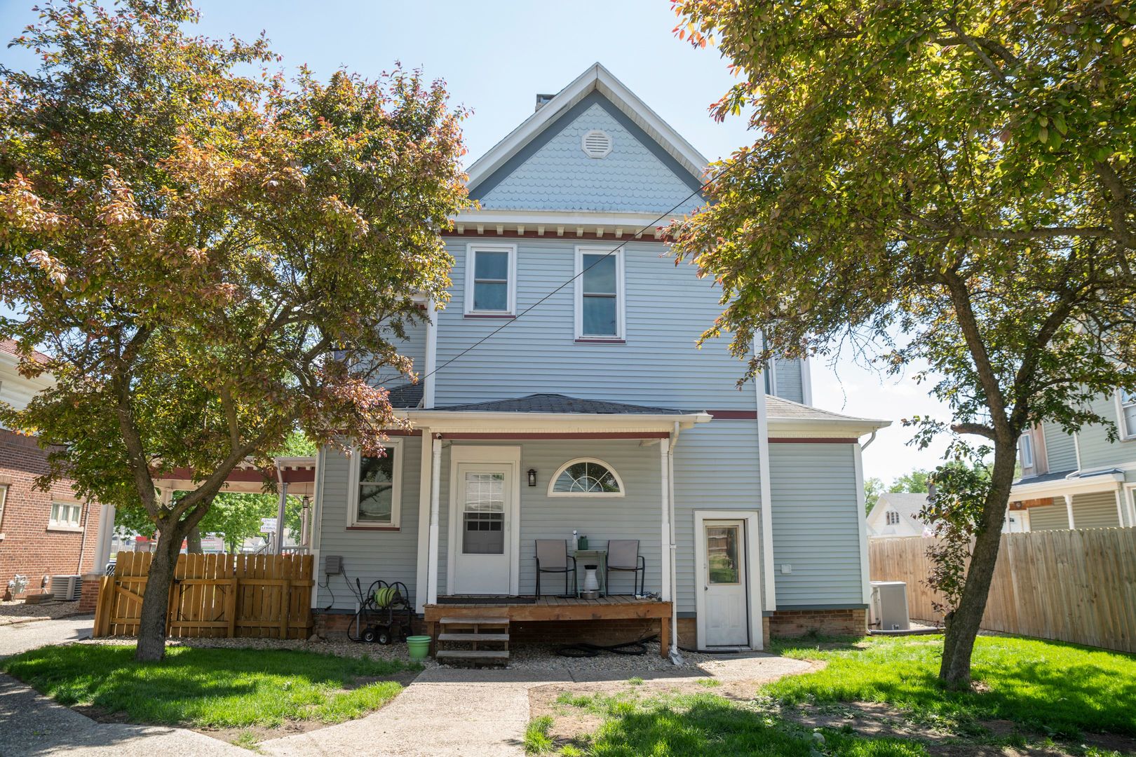 411 W Main Street, Clinton, IL 61727