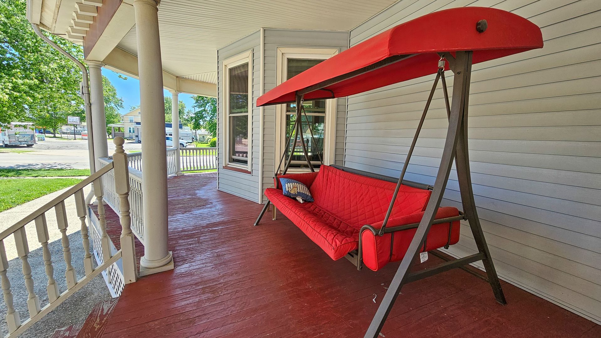 411 W Main Street, Clinton, IL 61727