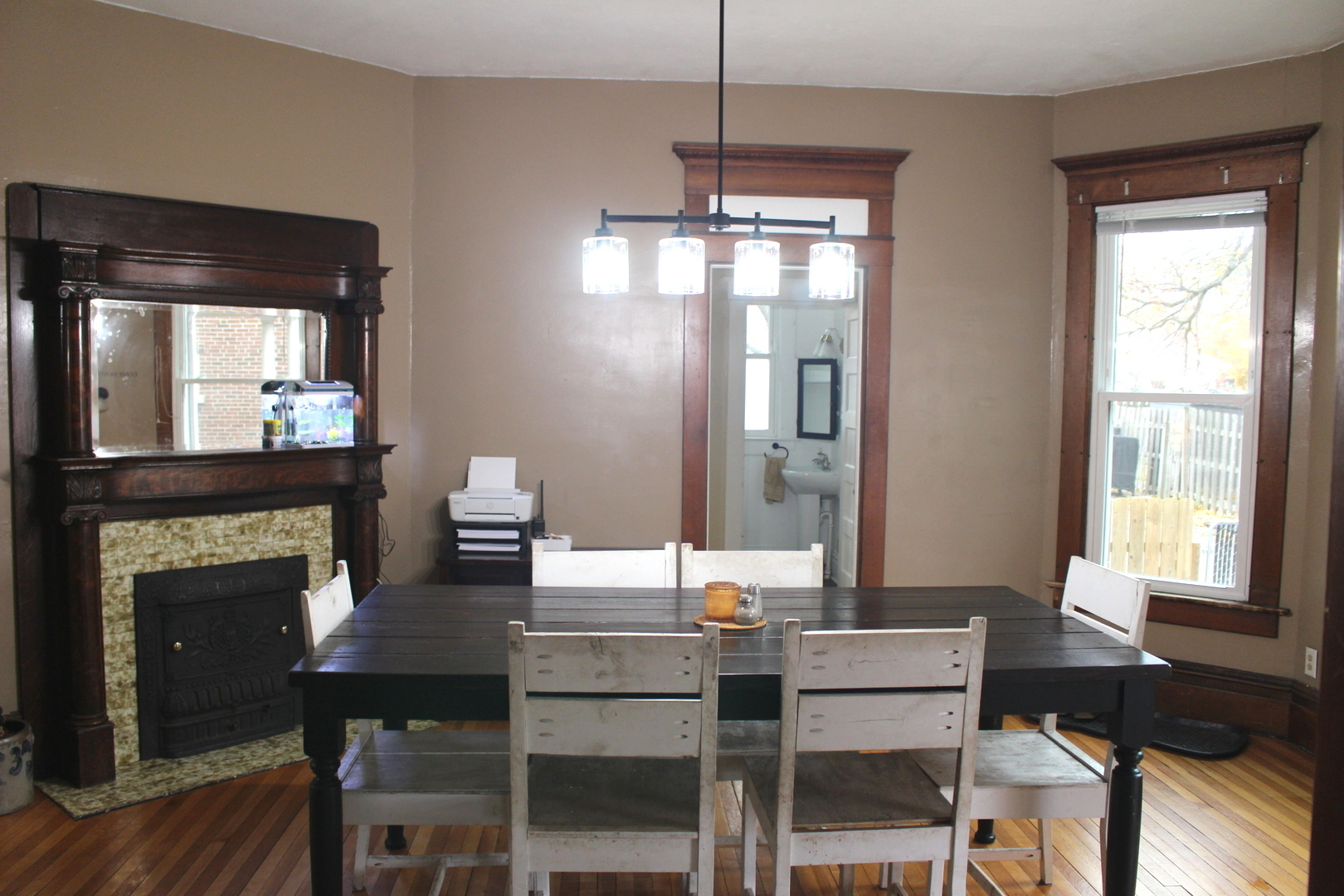 411 W Main Street, Clinton, IL 61727