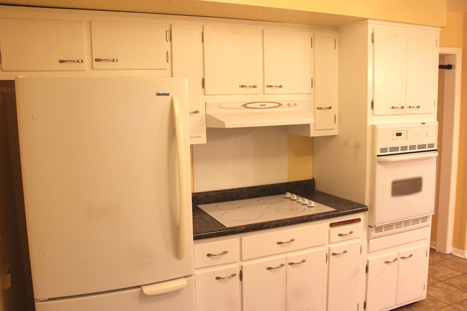 4103 N Newcastle Drive, Decatur, IL 62526