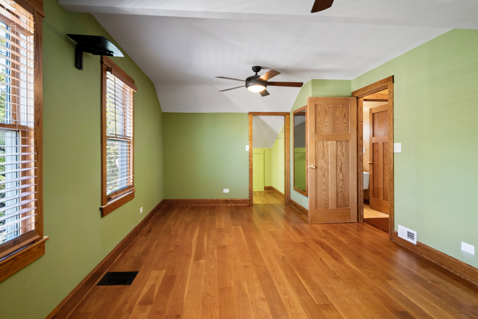 9123 Sherman Avenue, Brookfield, IL 60513