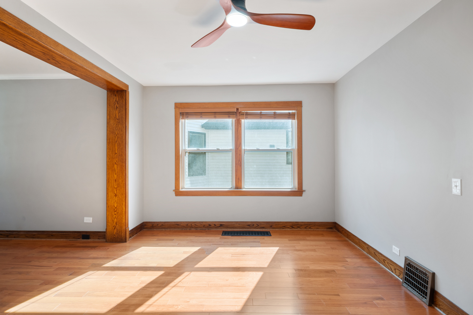 9123 Sherman Avenue, Brookfield, IL 60513