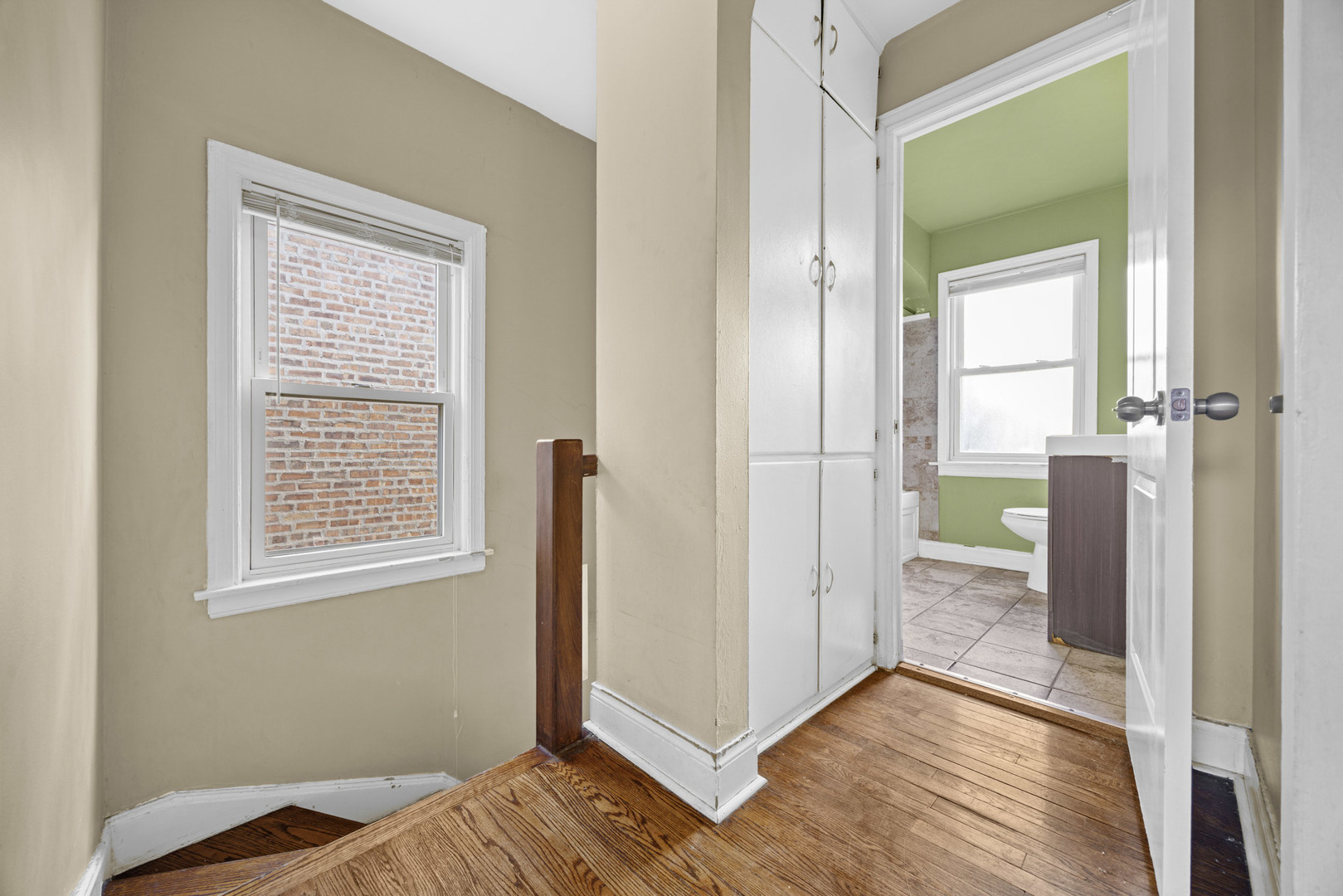 7801 S Winchester Avenue, Chicago, IL 60620