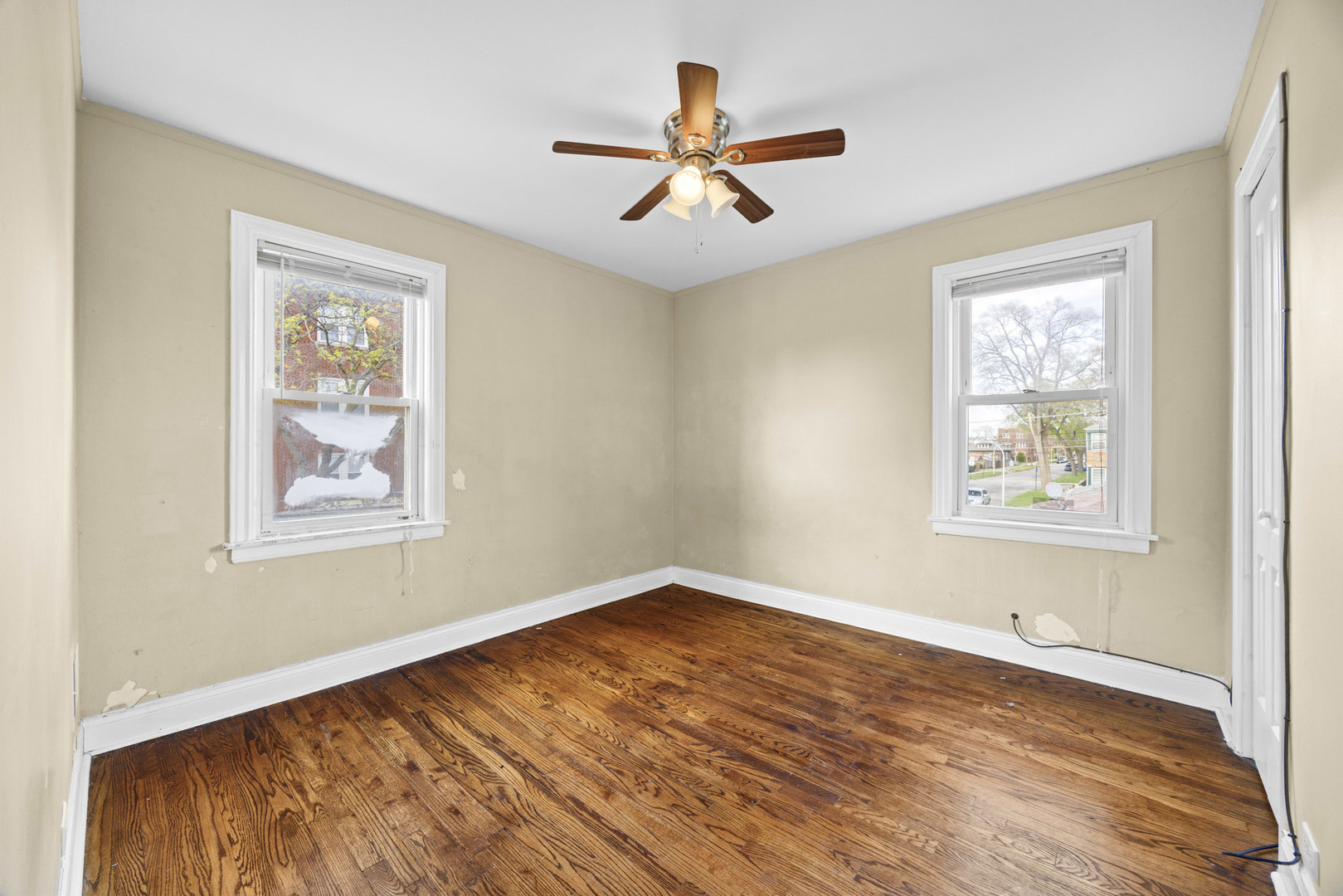 7801 S Winchester Avenue, Chicago, IL 60620