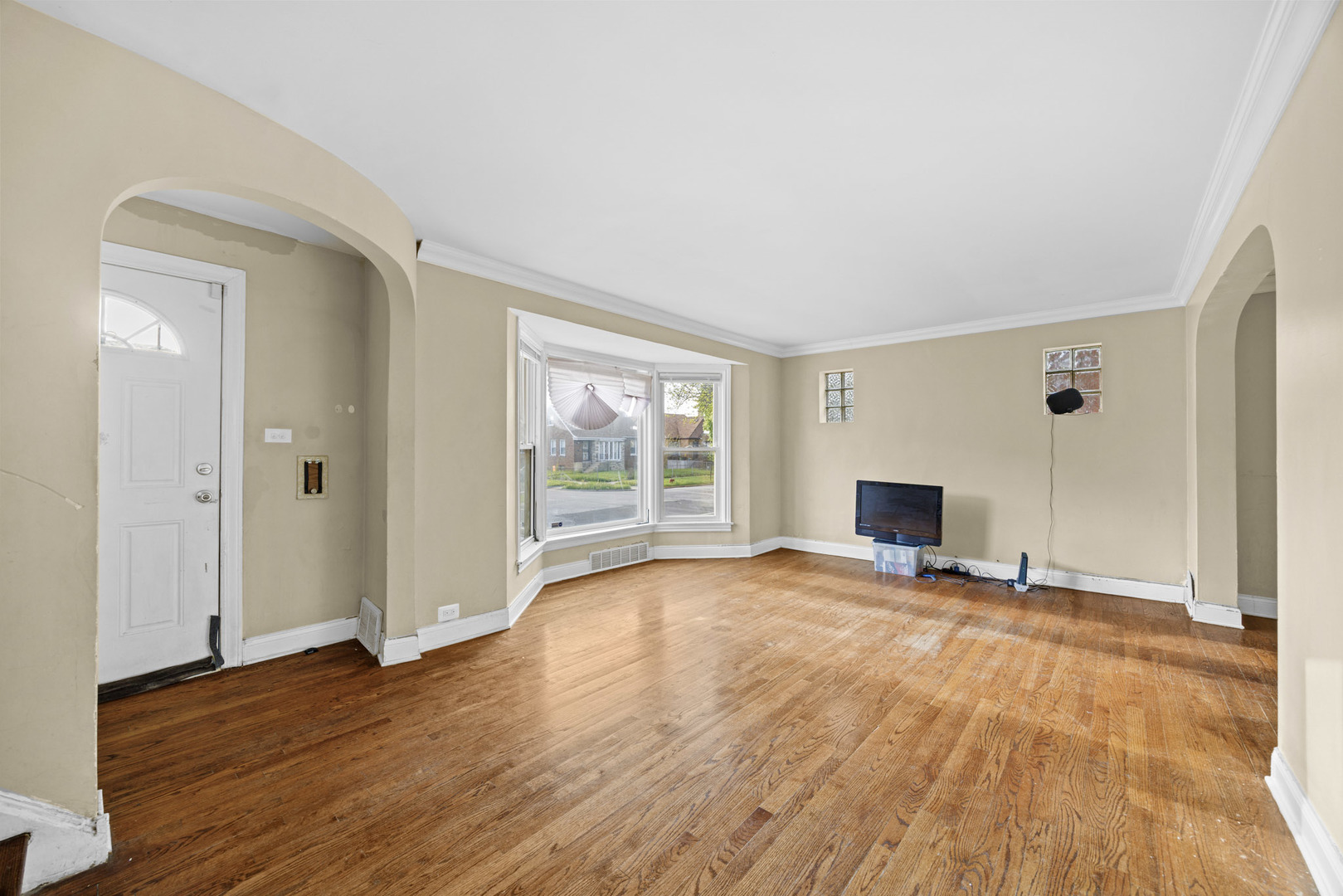 7801 S Winchester Avenue, Chicago, IL 60620