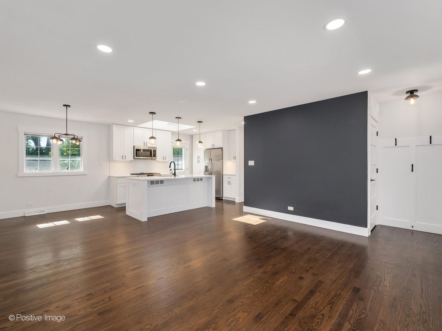 808 Delles Road, Wheaton, IL 60189