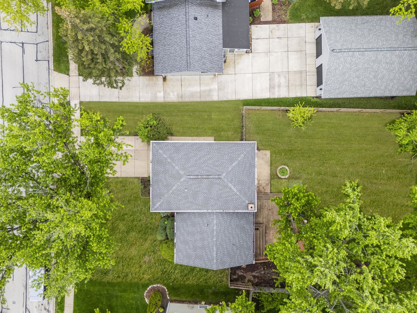 9 Sycamore Drive, Naperville, IL 60540