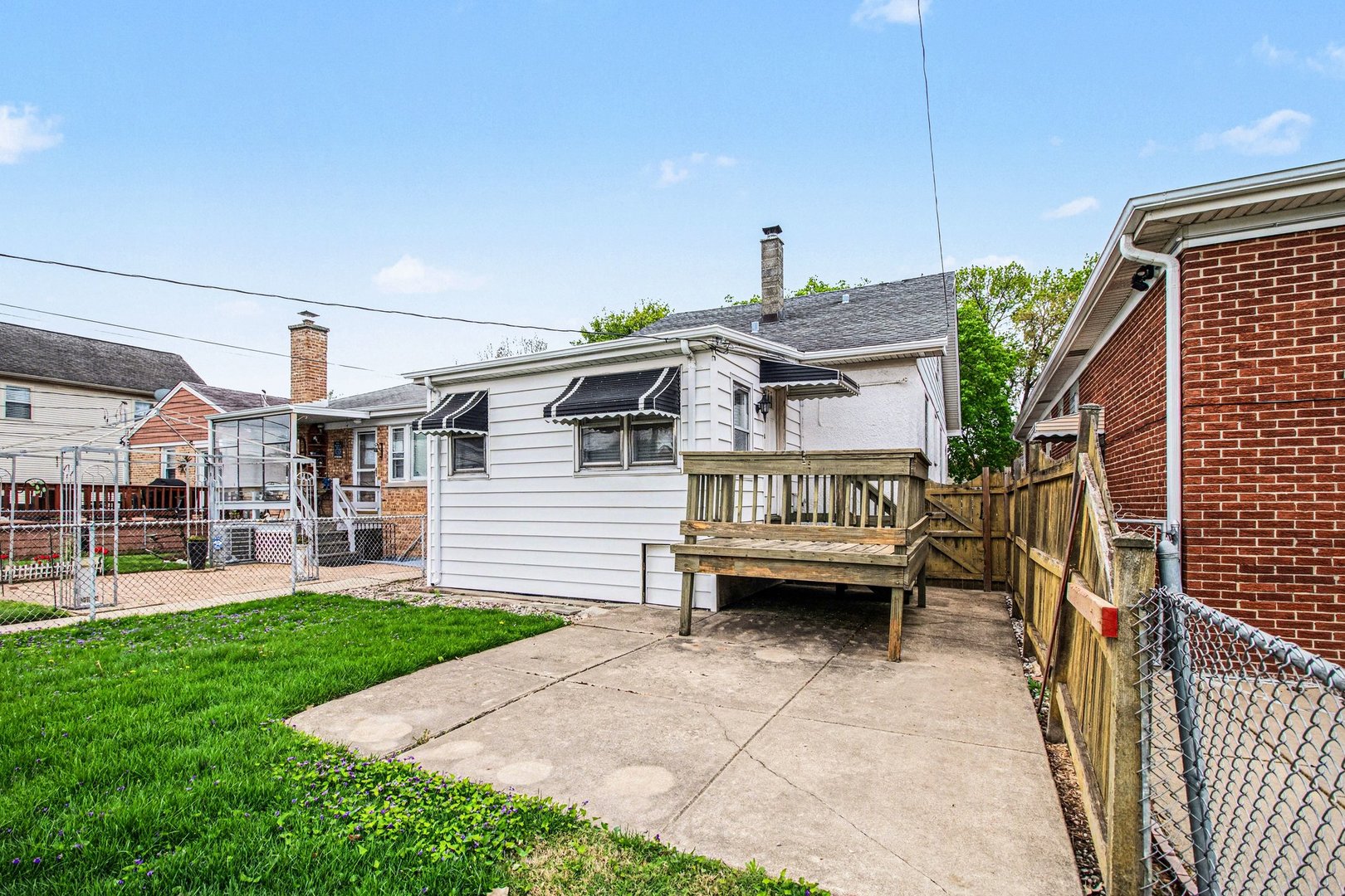 5335 N Moody Avenue, Chicago, IL 60630