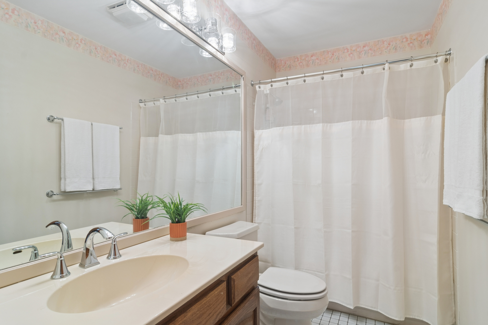 525 Cherbourg Drive, Buffalo Grove, IL 60089