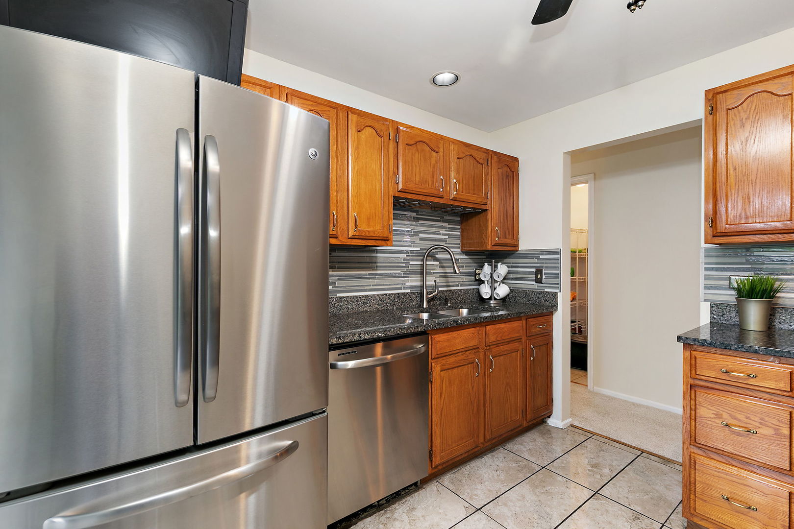 2838 Meadow Lane #W2, Schaumburg, IL 60193