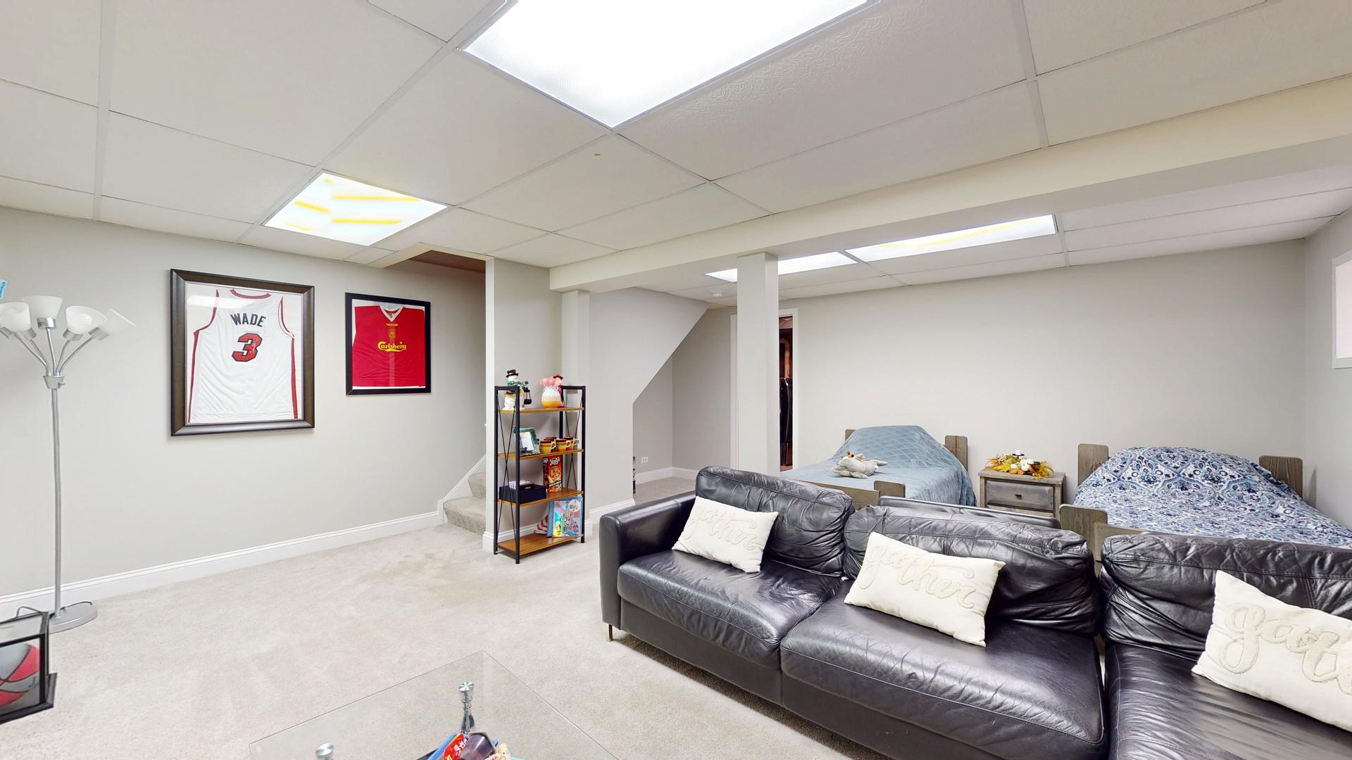426 Farmhill Circle, Wauconda, IL 60084