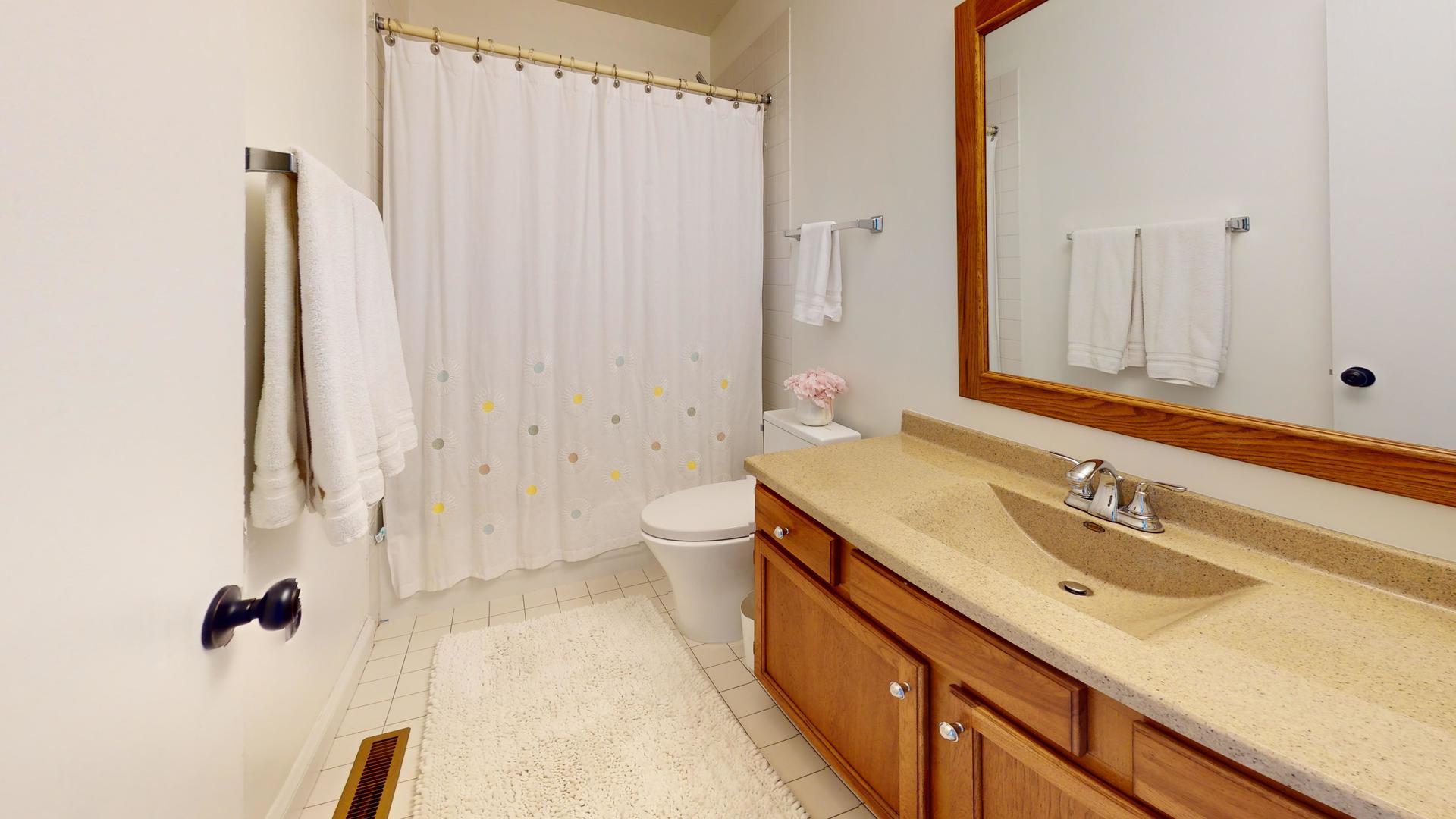 426 Farmhill Circle, Wauconda, IL 60084