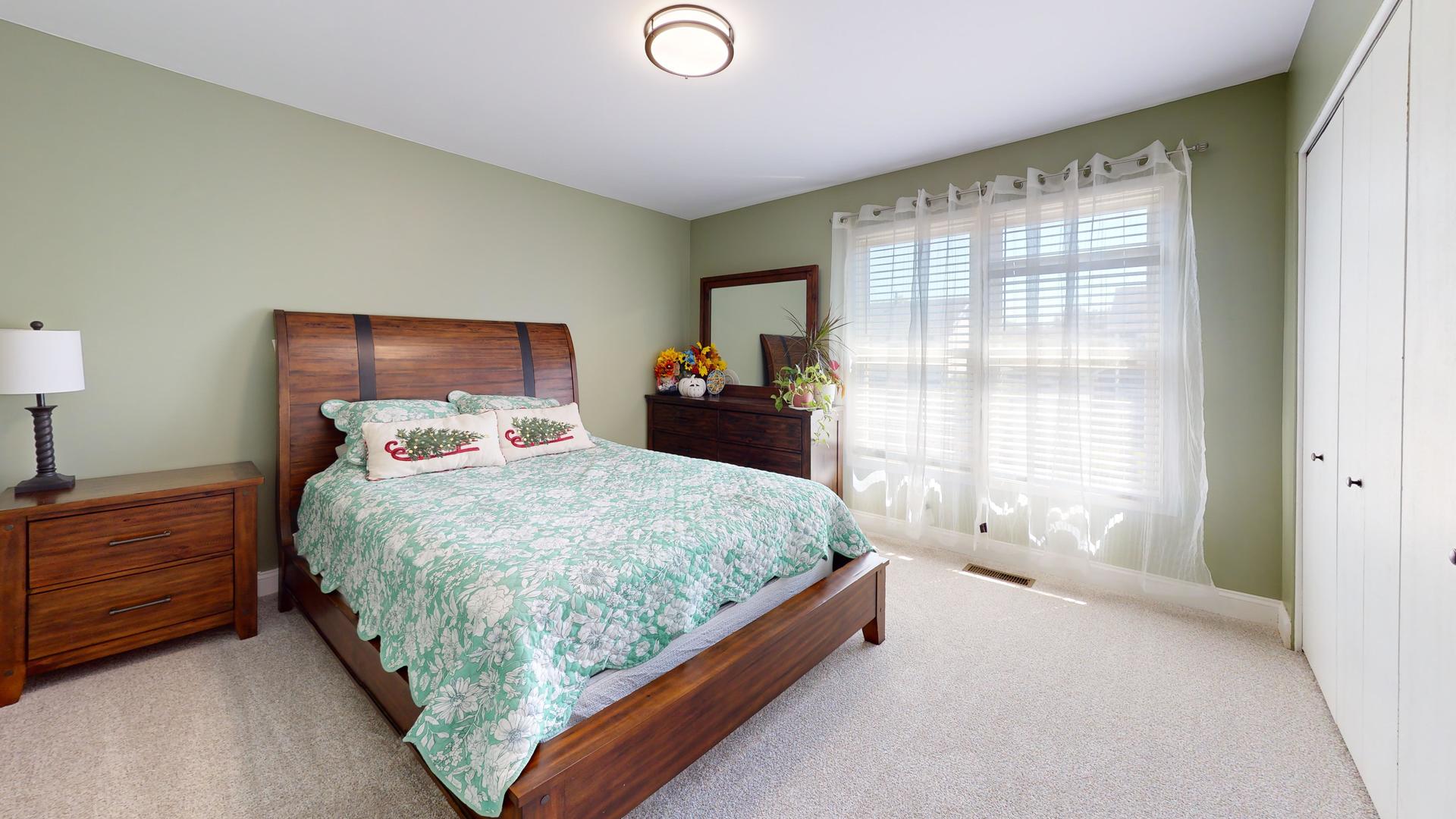 426 Farmhill Circle, Wauconda, IL 60084