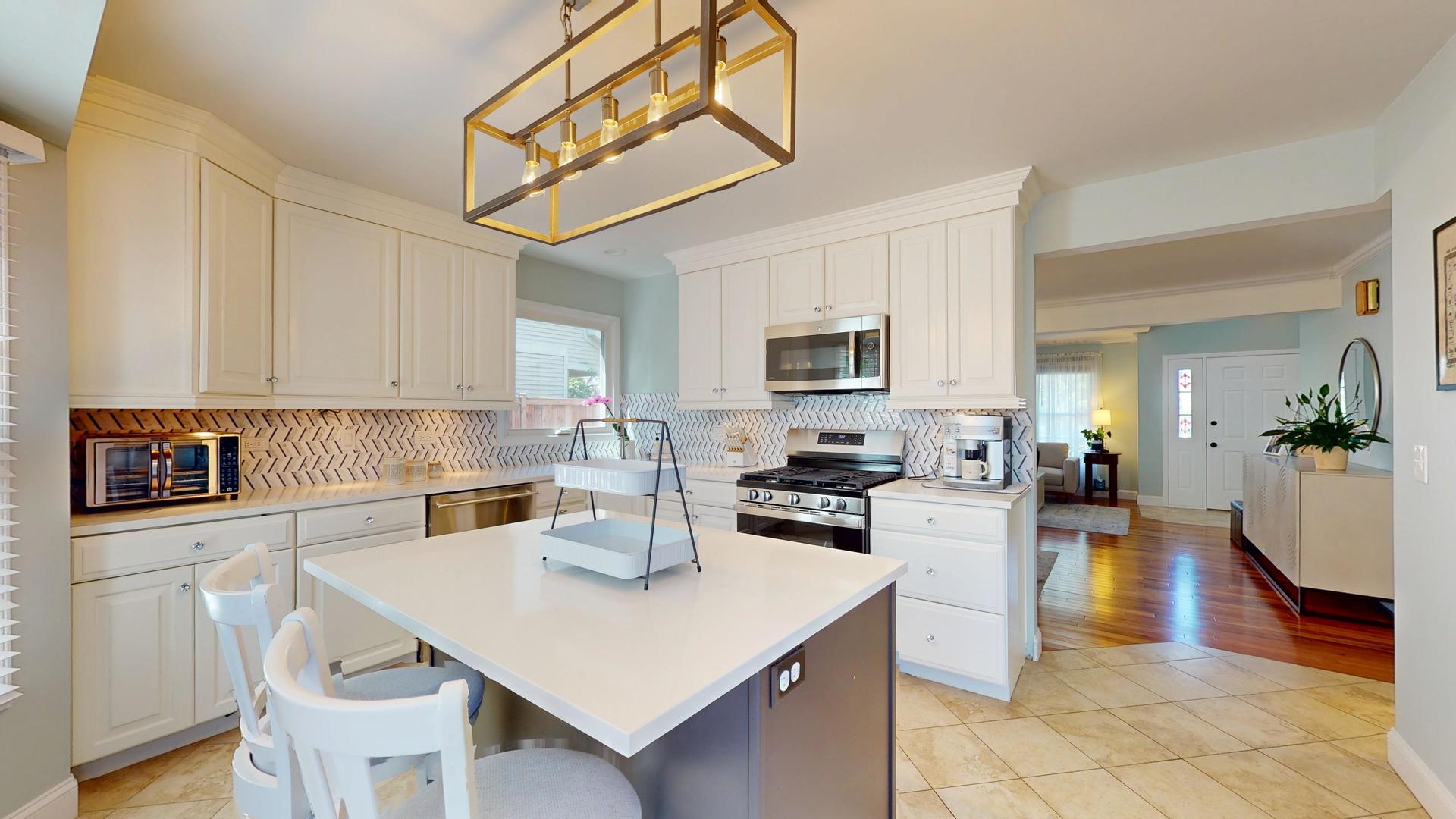426 Farmhill Circle, Wauconda, IL 60084