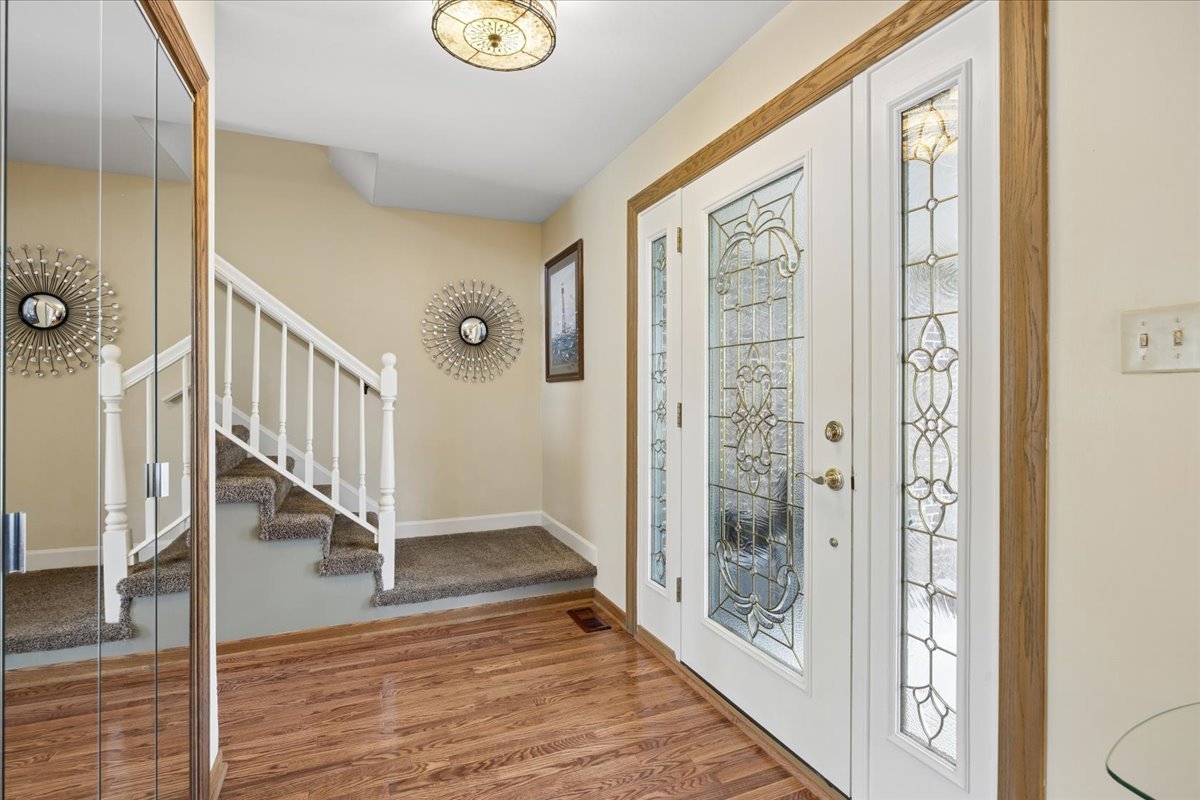 512 68th Street, Downers Grove, IL 60516