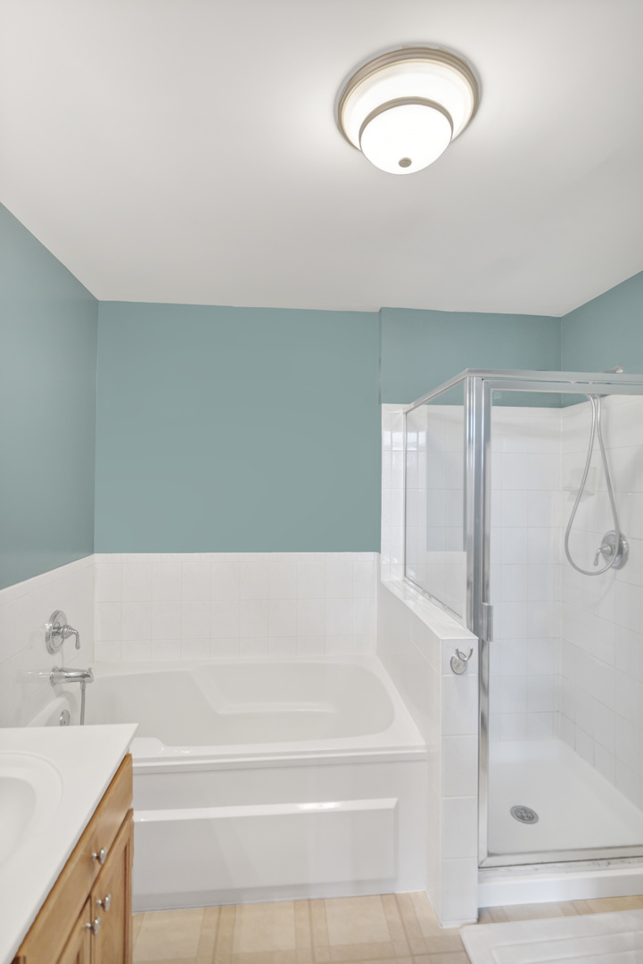 Carpentersville, IL 60110