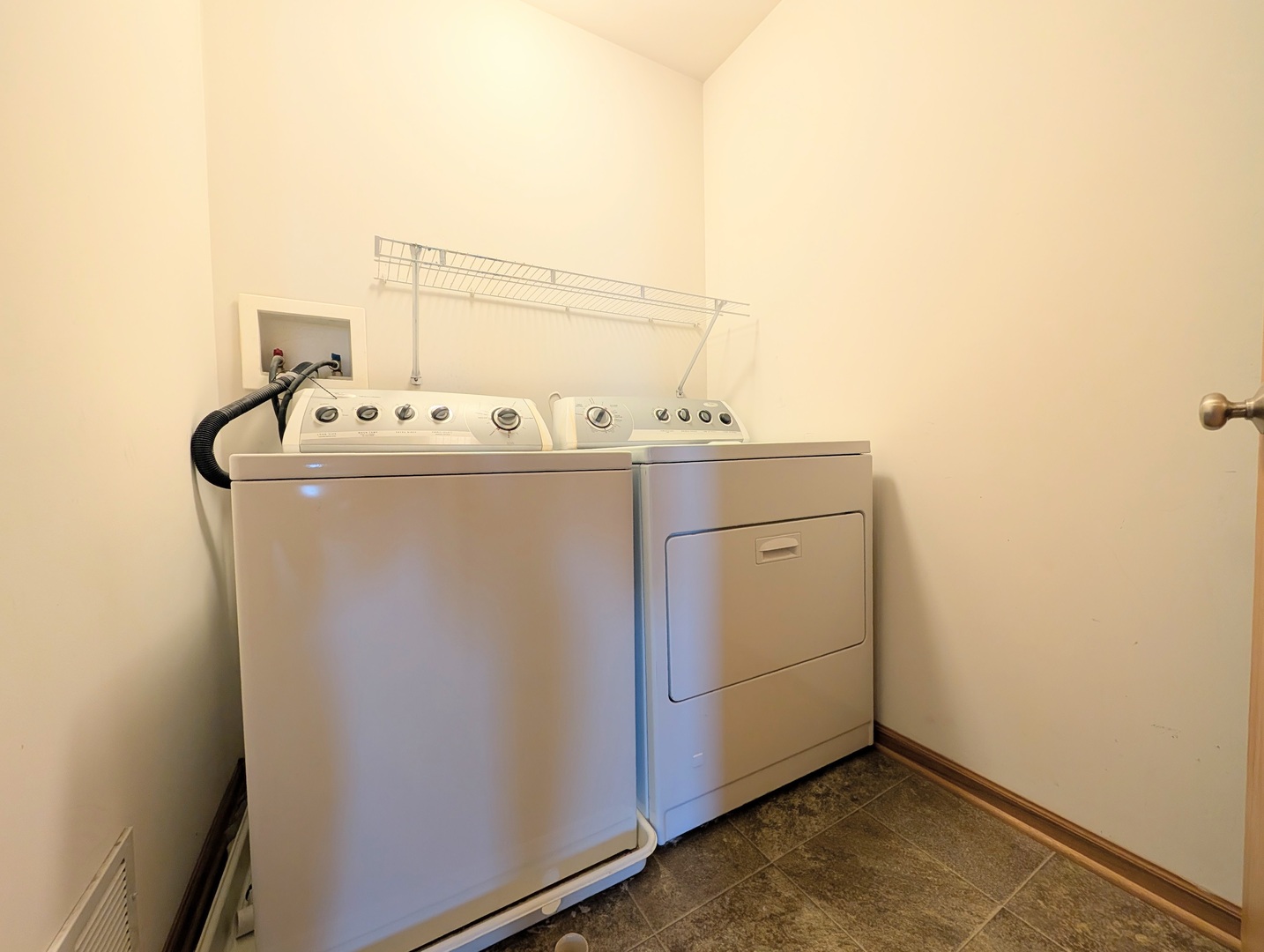 1014 HERON Circle, Joliet, IL 60431