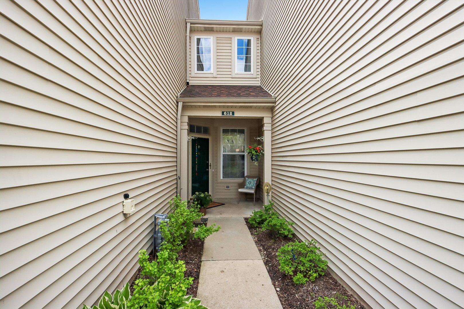 612 Shakespeare Drive, Grayslake, IL 60030