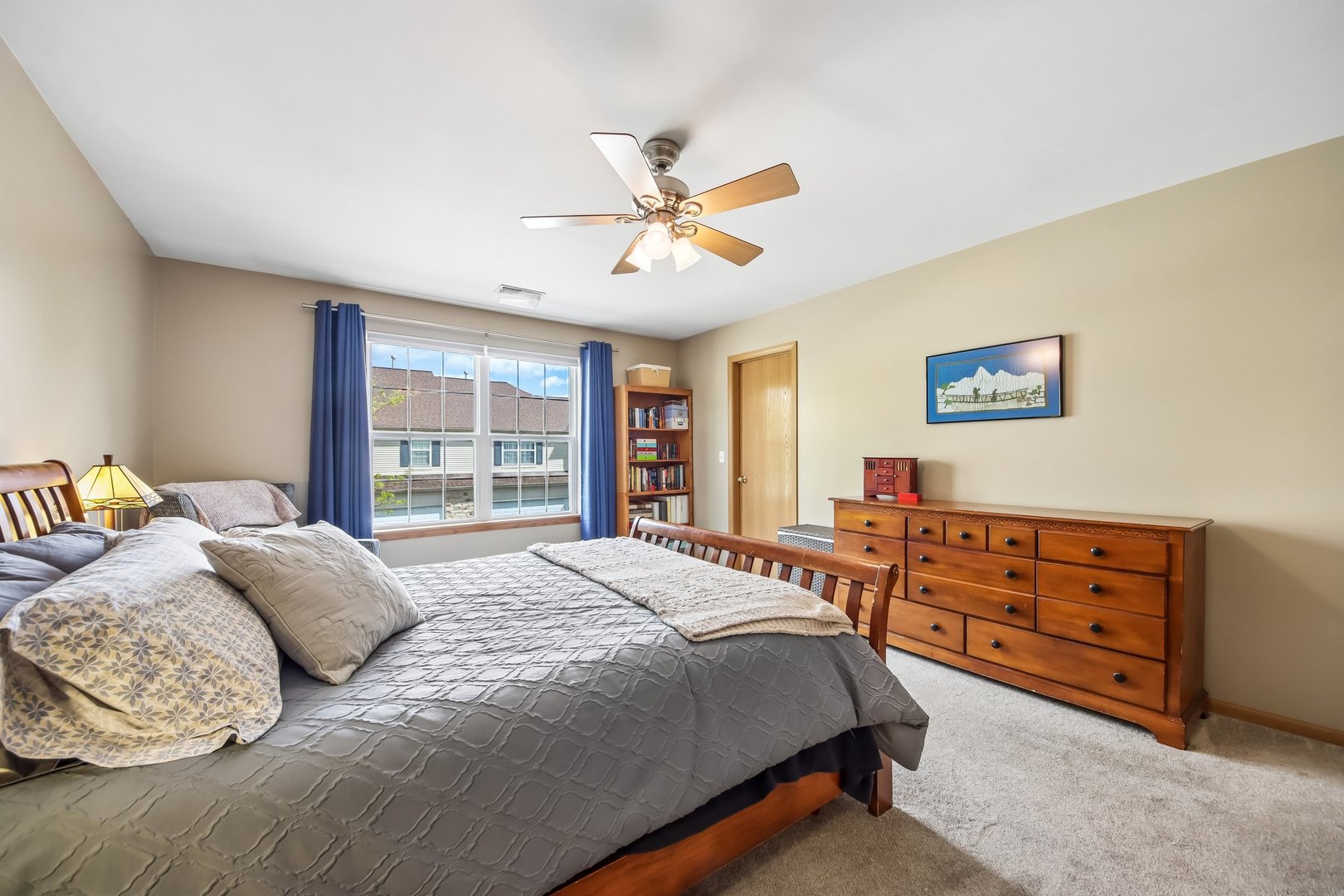 612 Shakespeare Drive, Grayslake, IL 60030