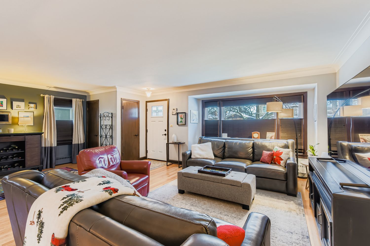 10030 S Washtenaw Avenue, Chicago, IL 60655