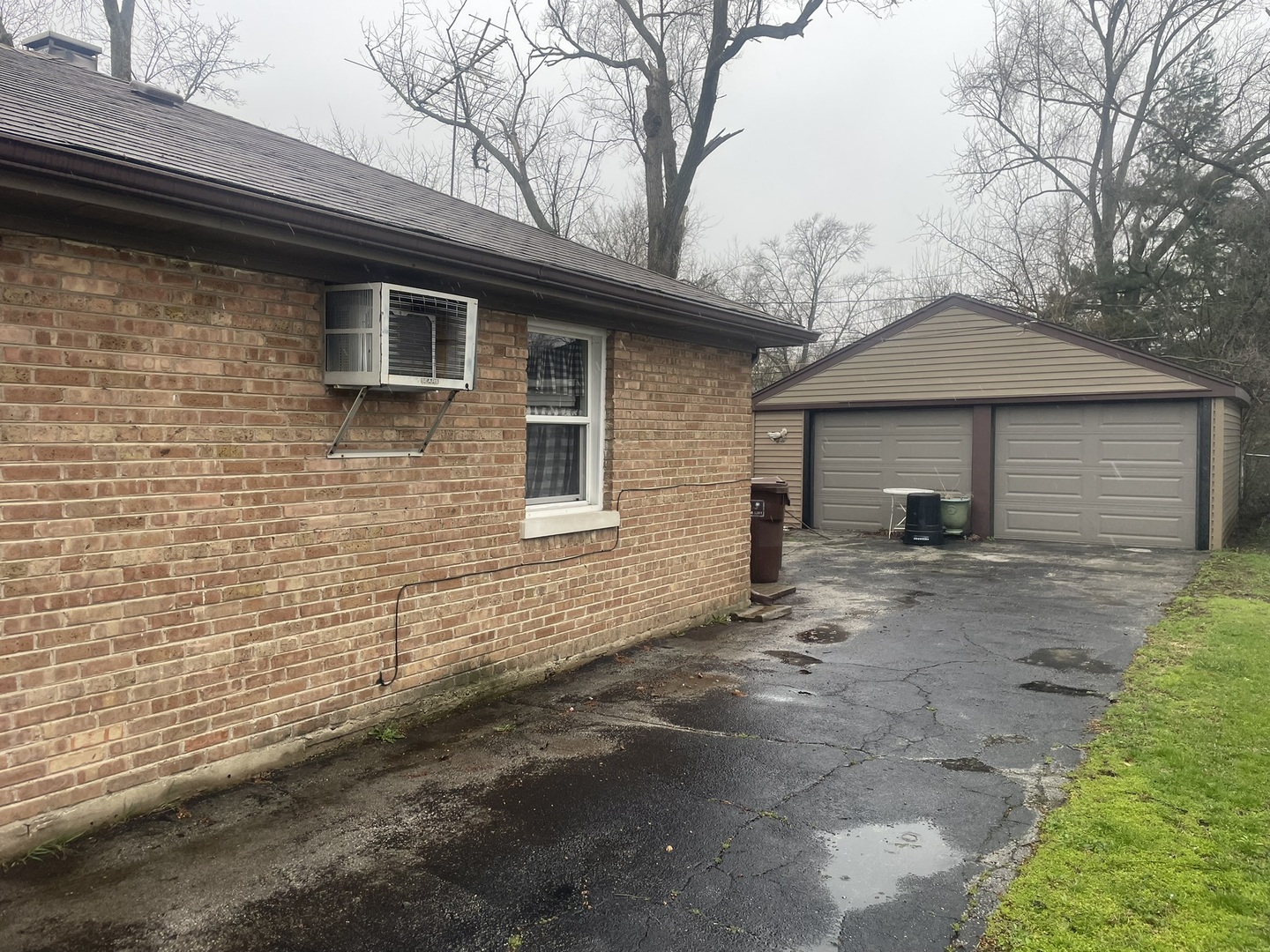 322 NASSAU Street, Park Forest, IL 60466