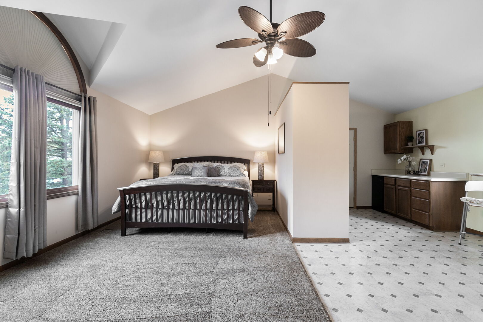 1049 Autumn Drive, Antioch, IL 60002