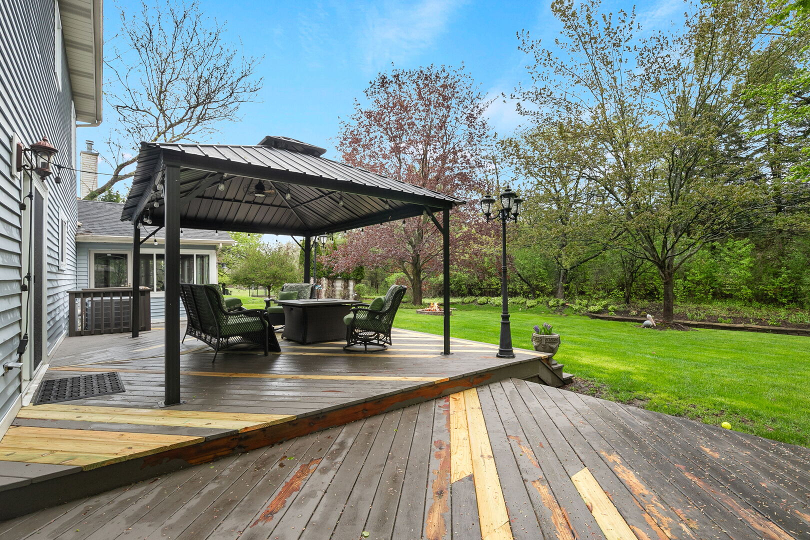 1049 Autumn Drive, Antioch, IL 60002