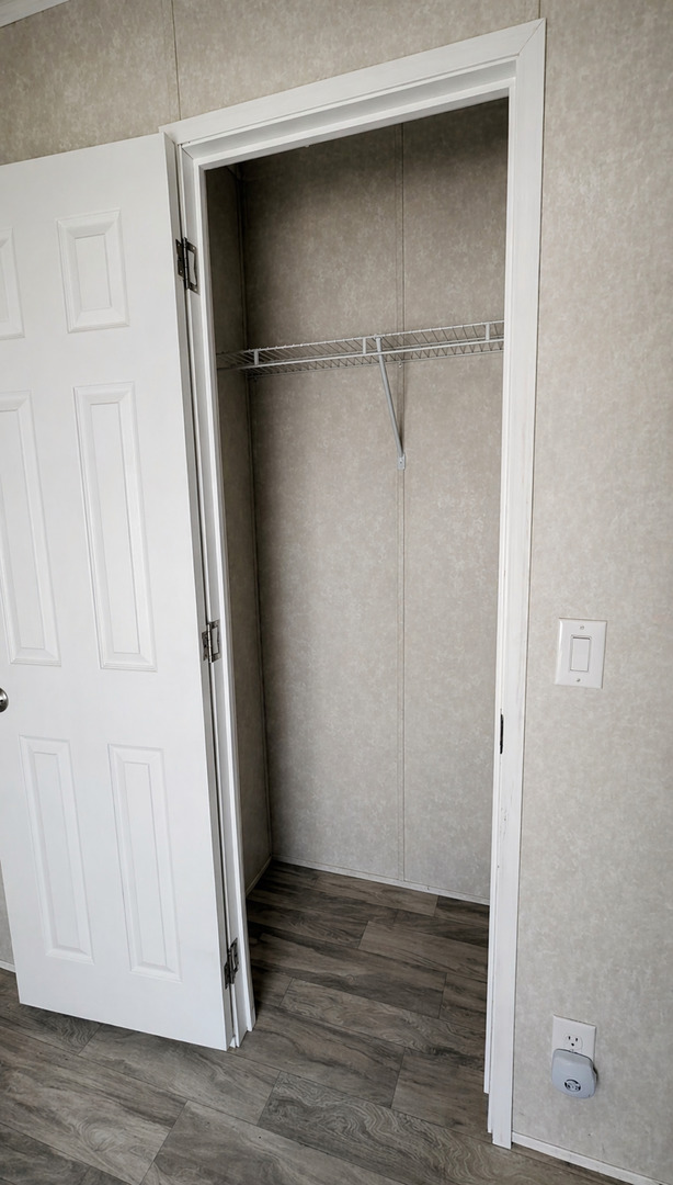 420 W Touhy Avenue #155, Des Plaines, IL 60018