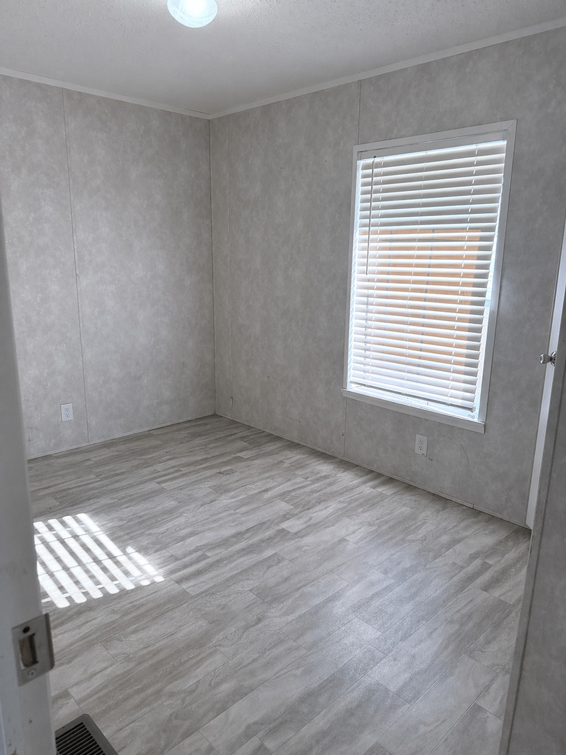 420 W Touhy Avenue #155, Des Plaines, IL 60018