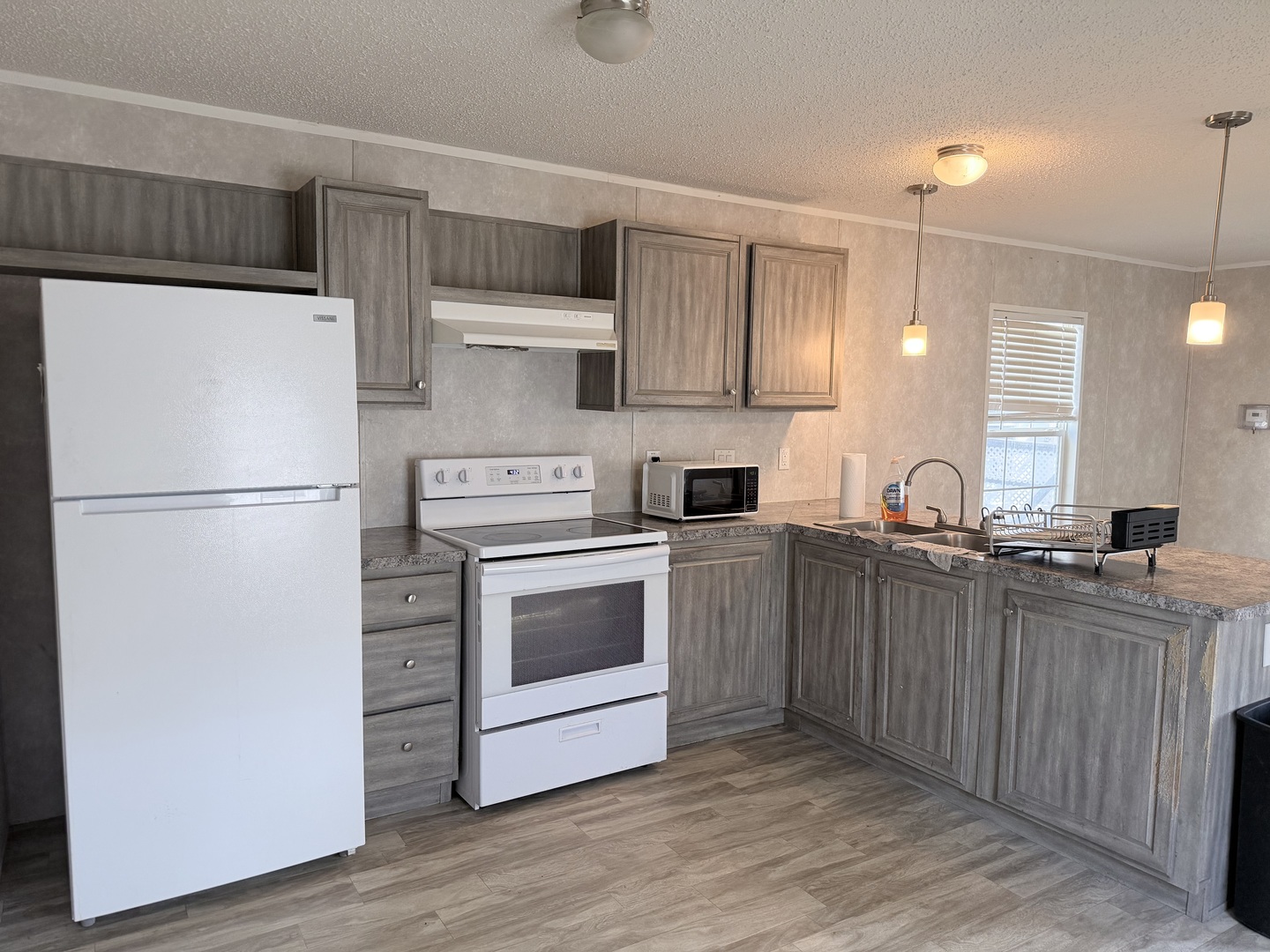 420 W Touhy Avenue #155, Des Plaines, IL 60018