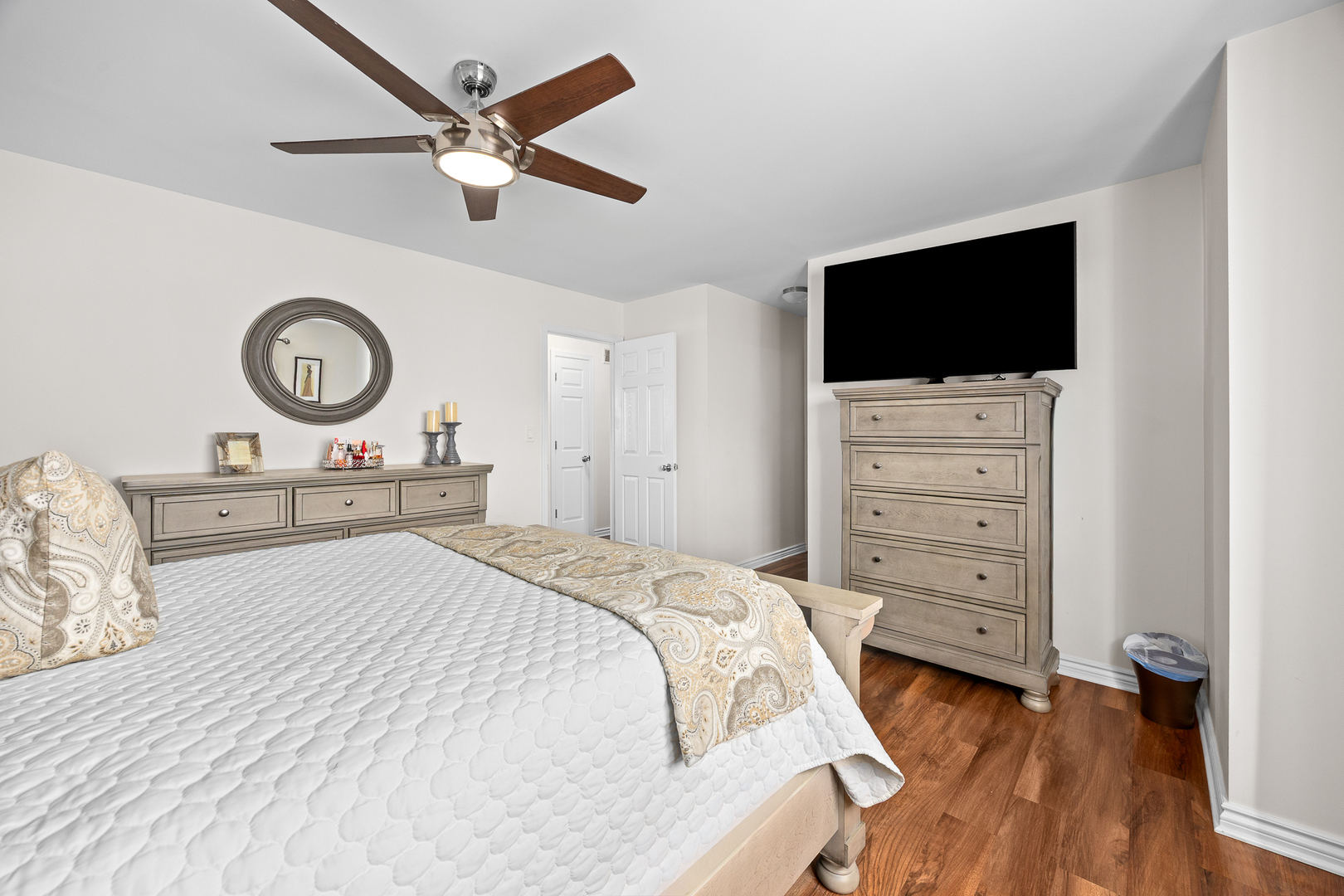 618 Glenhurst Court, Romeoville, IL 60446