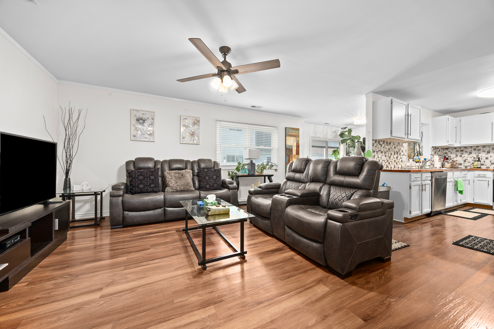 618 Glenhurst Court, Romeoville, IL 60446