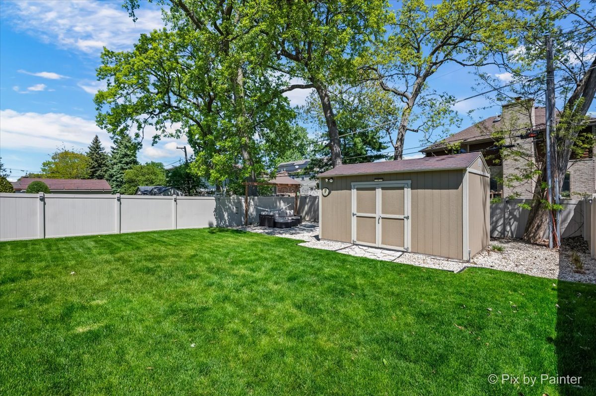 137 Oak Avenue, Wood Dale, IL 60191