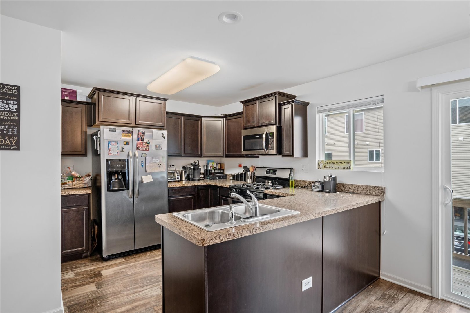 1813 Spinnaker Street, Pingree Grove, IL 60140