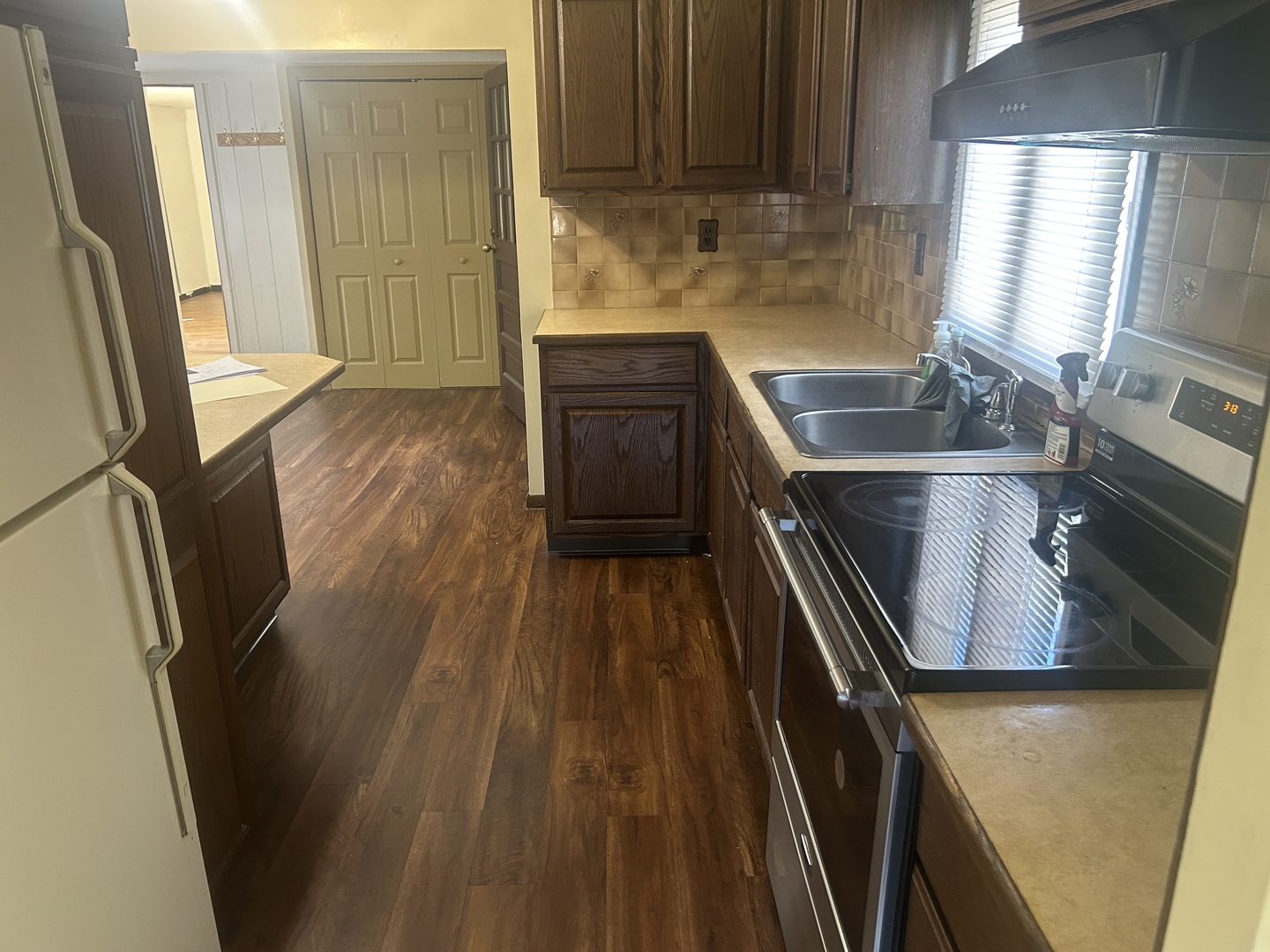 2939 7th Street, Peru, IL 61354