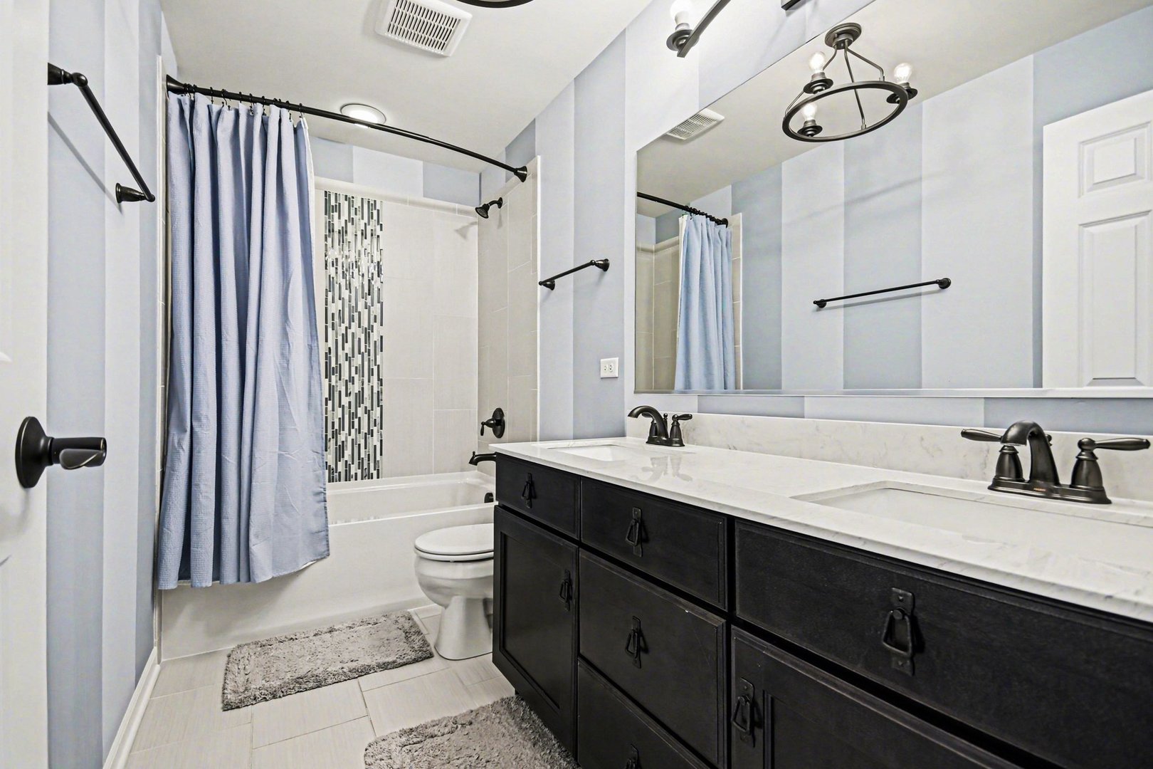 26015 S Indian Creek Trail, Channahon, IL 60410