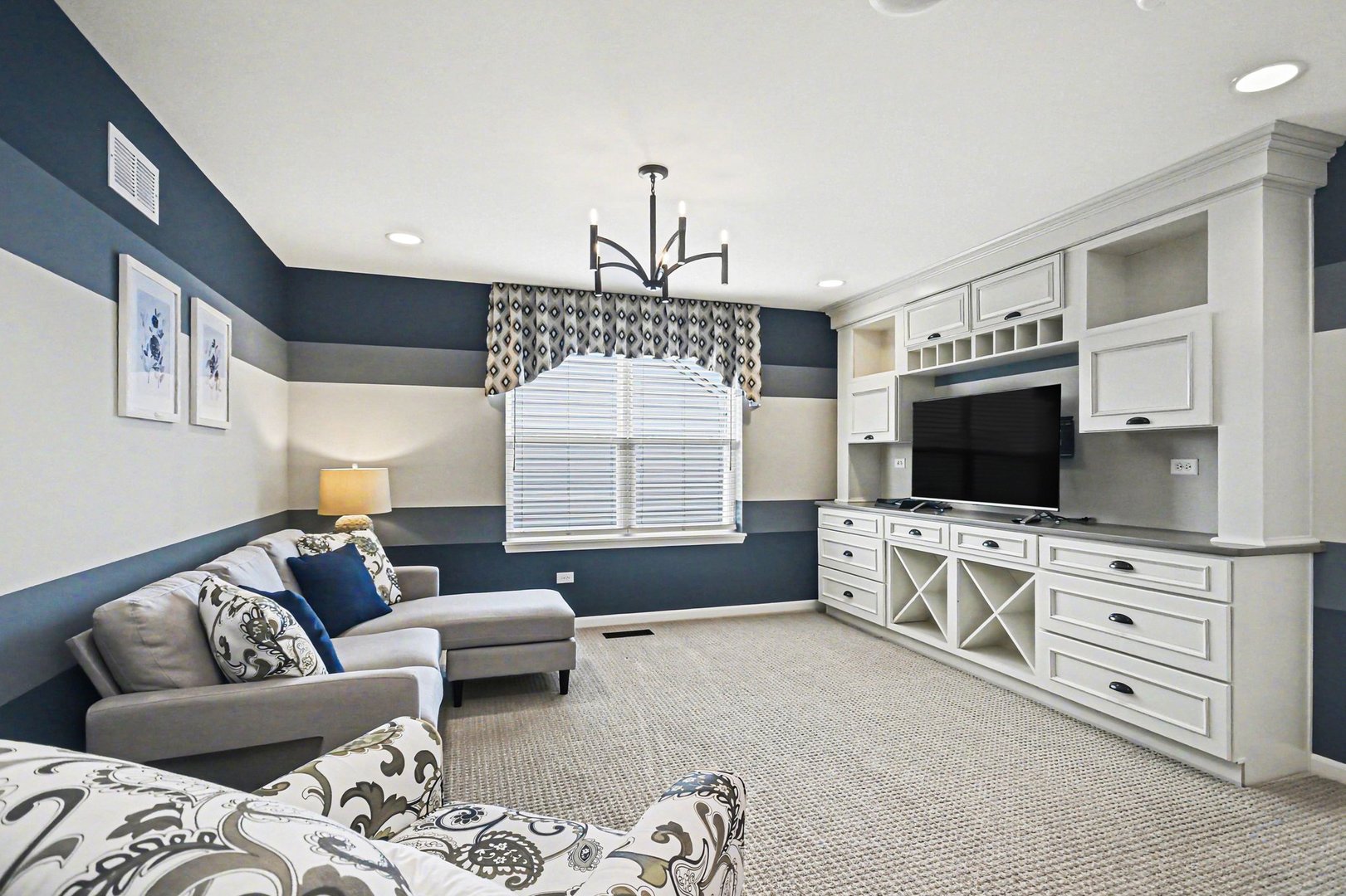 26015 S Indian Creek Trail, Channahon, IL 60410