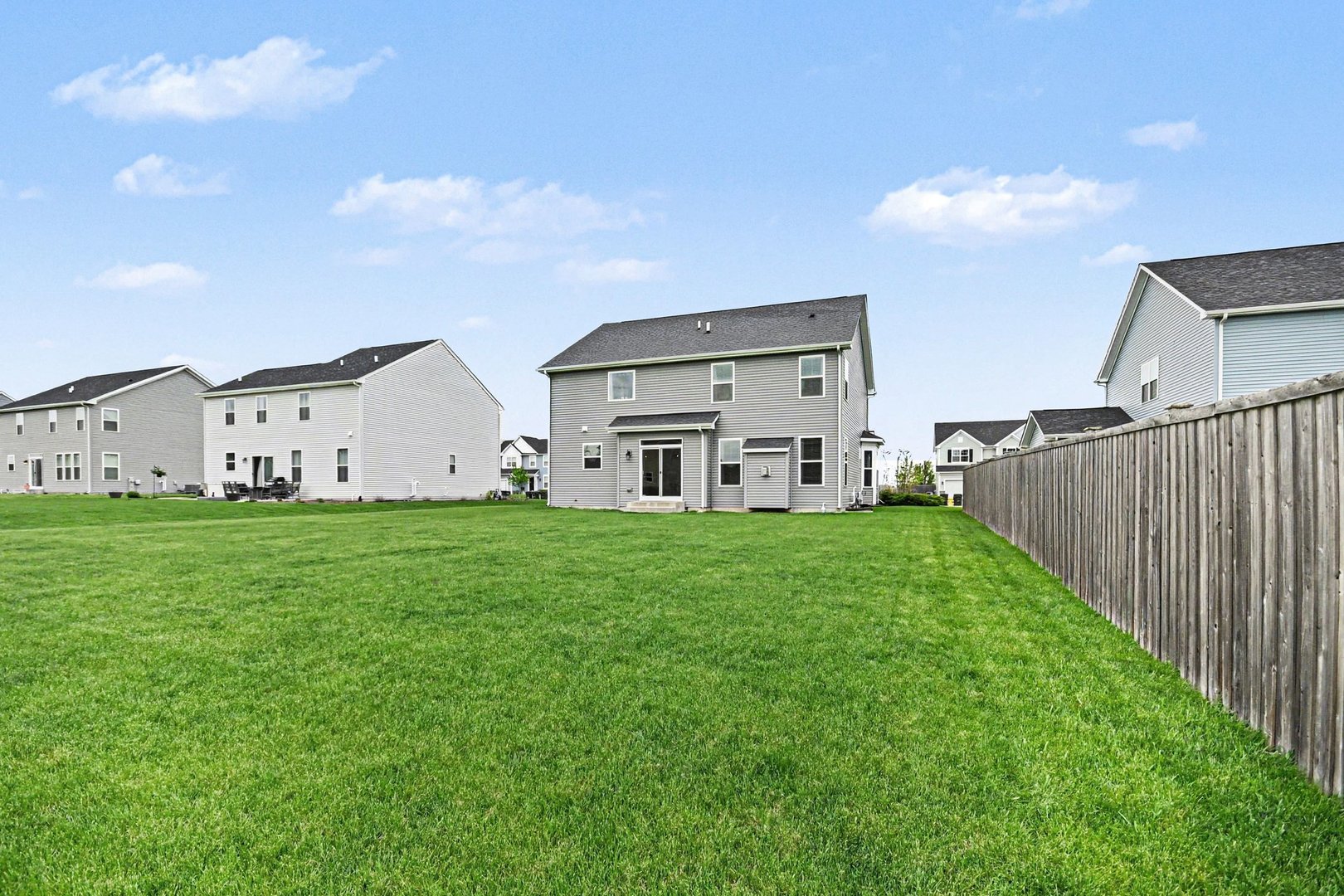 26015 S Indian Creek Trail, Channahon, IL 60410