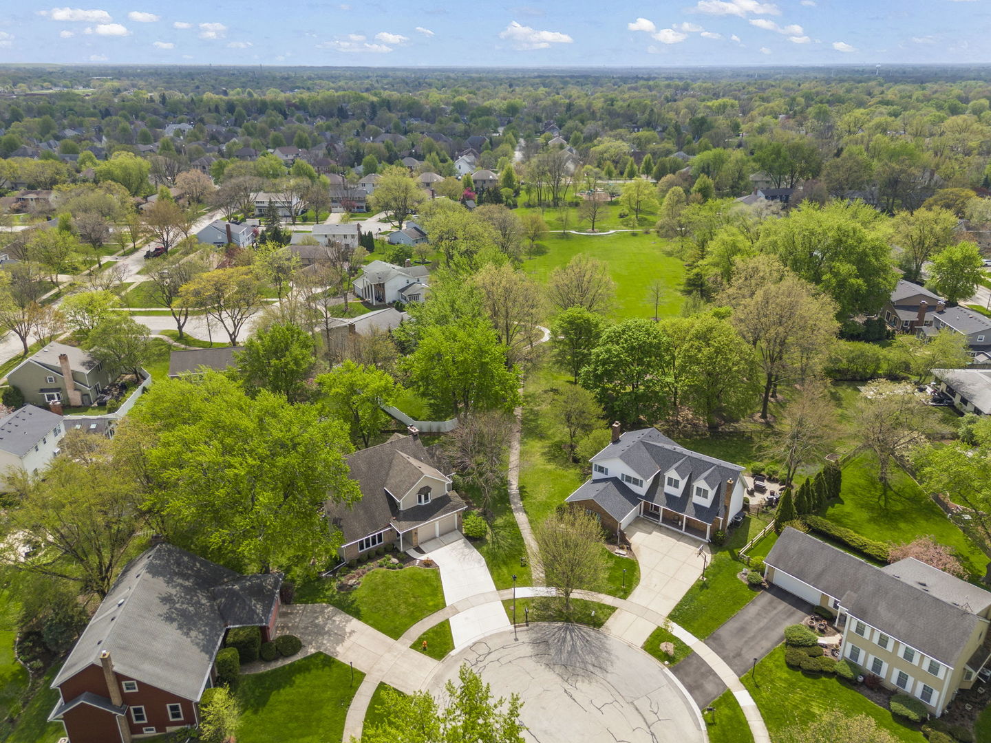 46 Sussex Court, Naperville, IL 60540