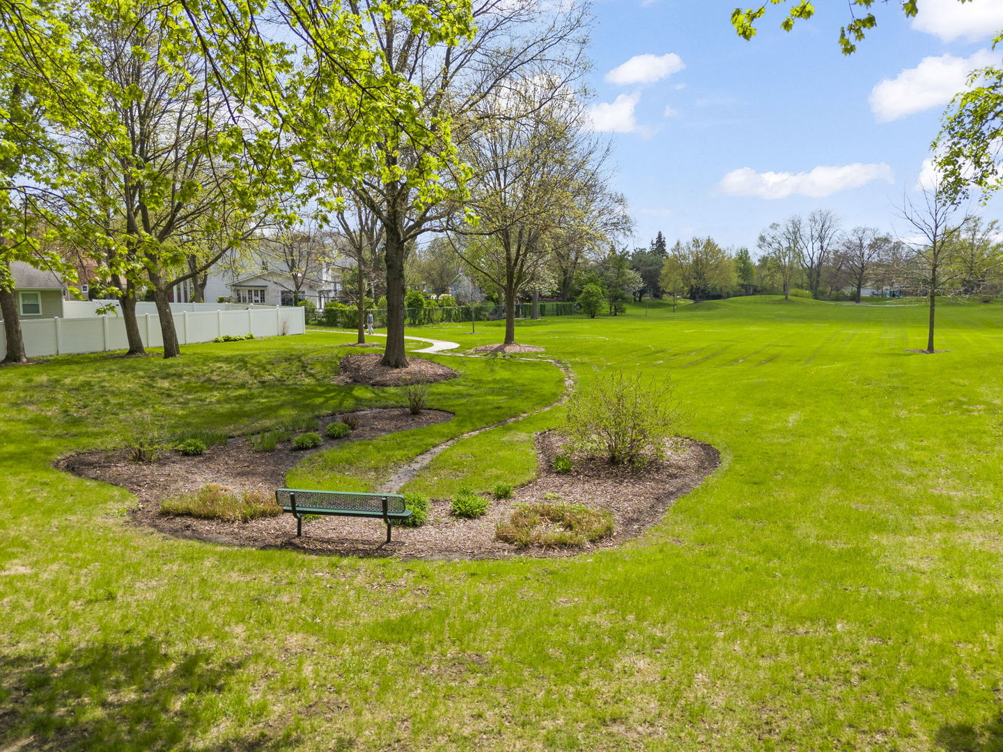 46 Sussex Court, Naperville, IL 60540