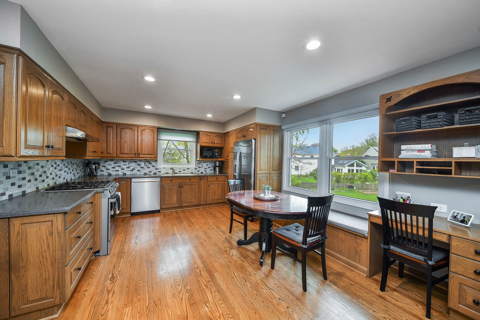 46 Sussex Court, Naperville, IL 60540