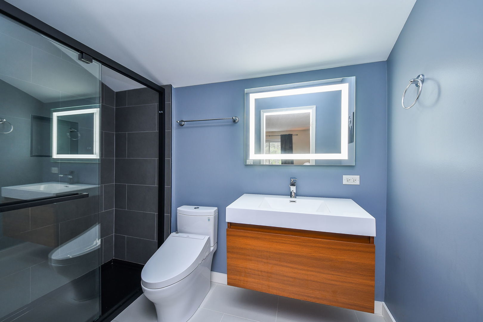 Naperville, IL 60565