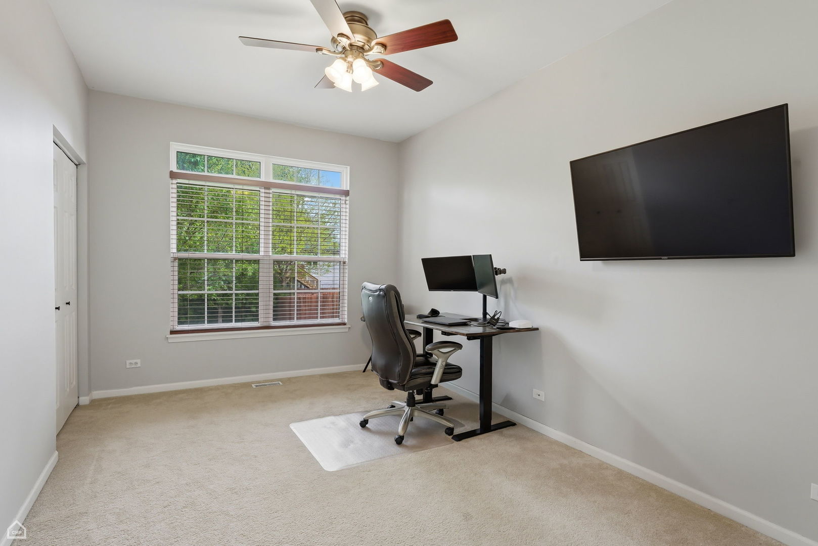 628 Manhattan Circle, Oswego, IL 60543