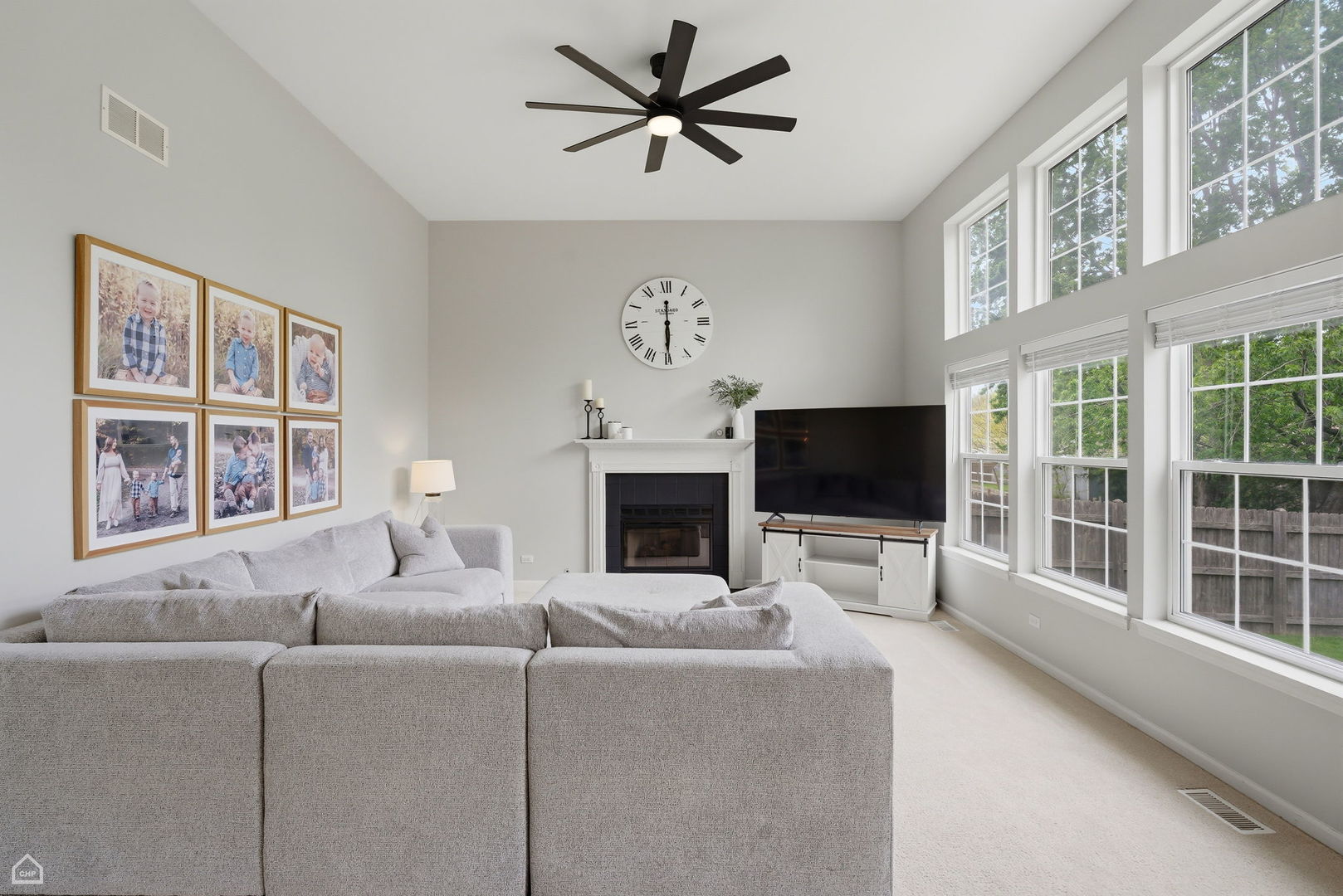 628 Manhattan Circle, Oswego, IL 60543