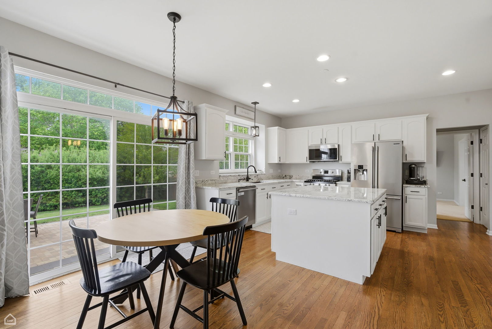 628 Manhattan Circle, Oswego, IL 60543