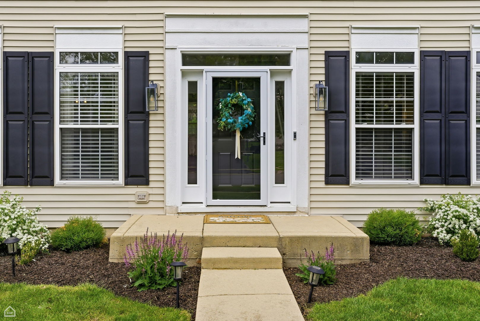 628 Manhattan Circle, Oswego, IL 60543