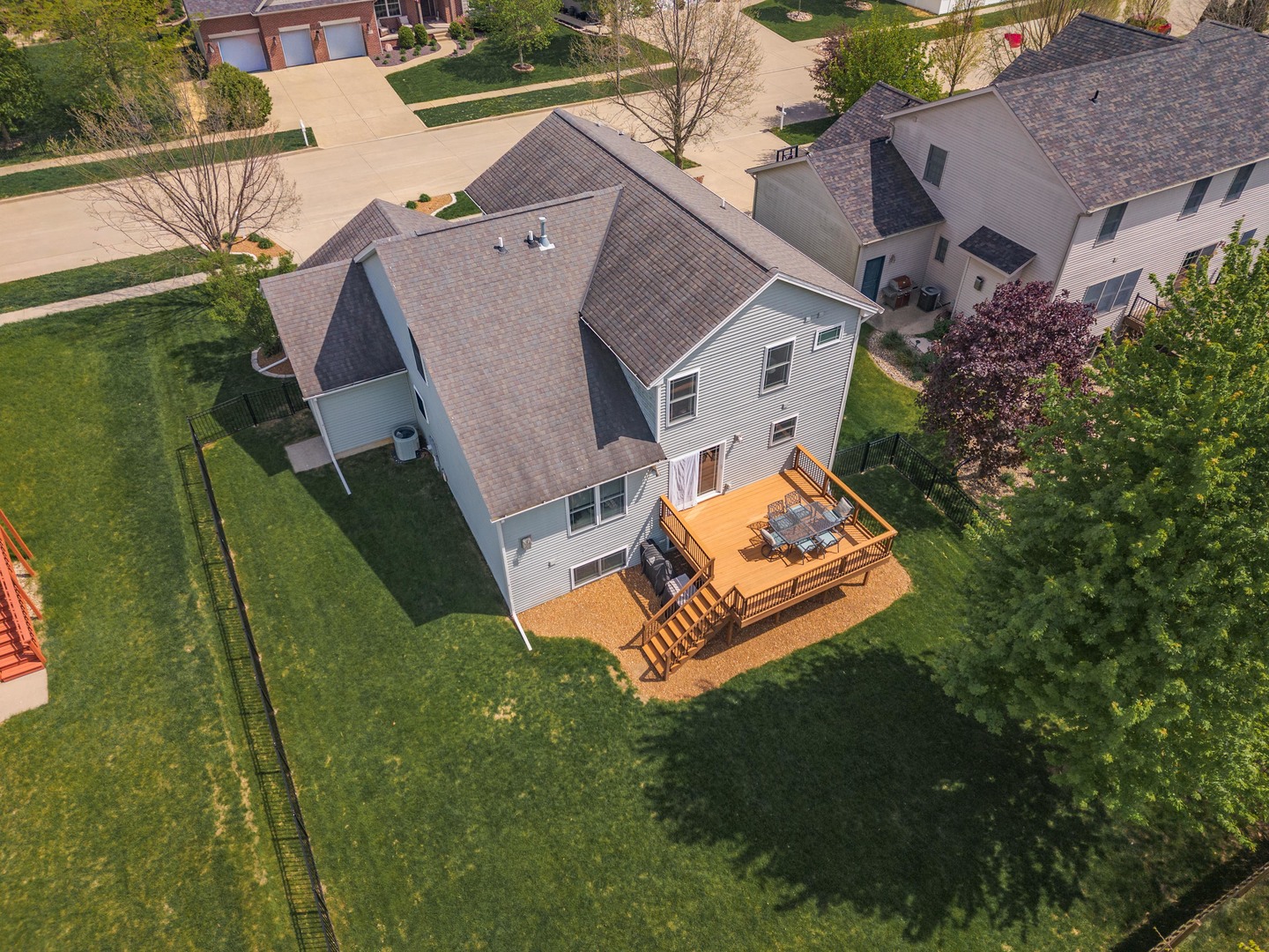 1503 Rathmore Road, Bloomington, IL 61705